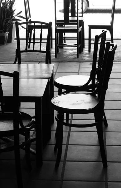 Facade/entrance in Red Inn Court