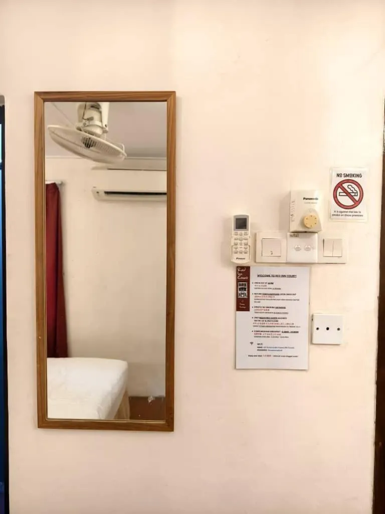 air conditioner in Red Inn Court