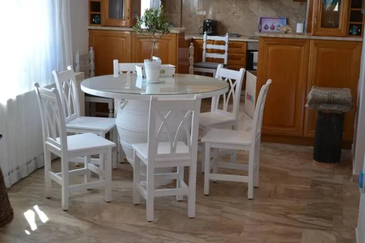 Black Coast Santorini