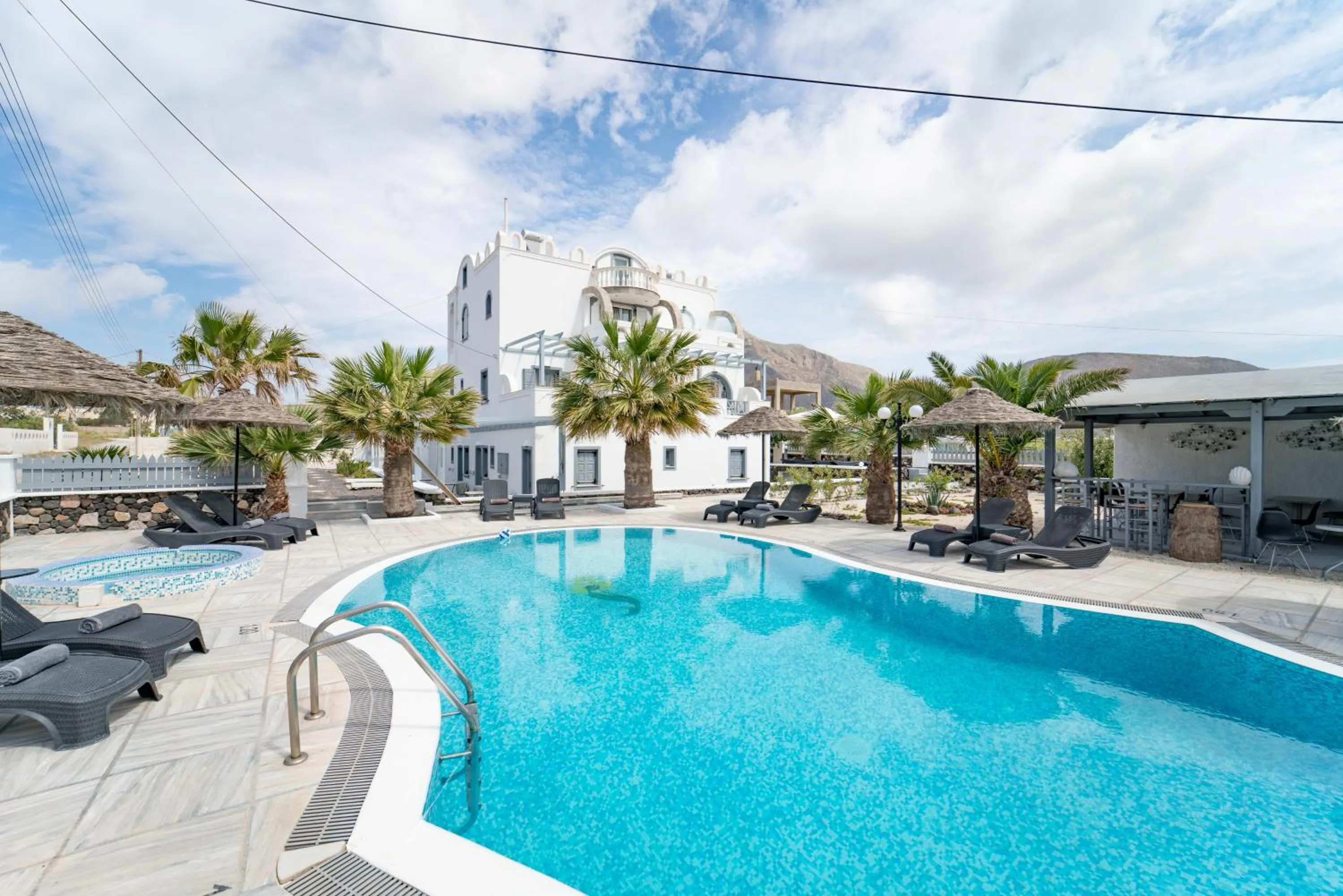 Black Coast Santorini