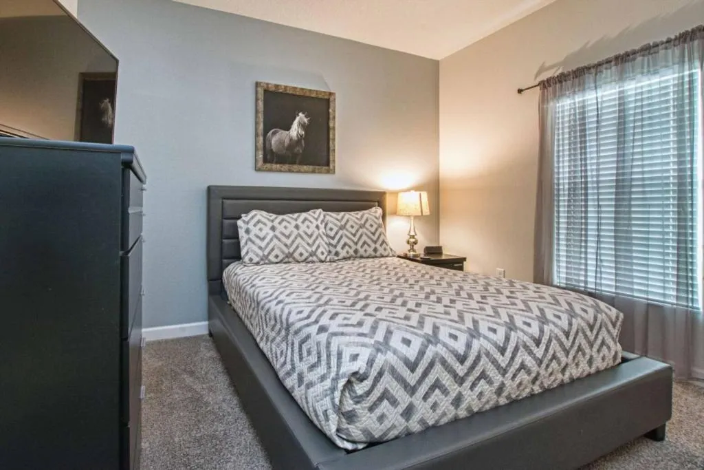 Property building, Bed in Champions Gate-5 Bed Townhouse W-Splashpool-4976Cg