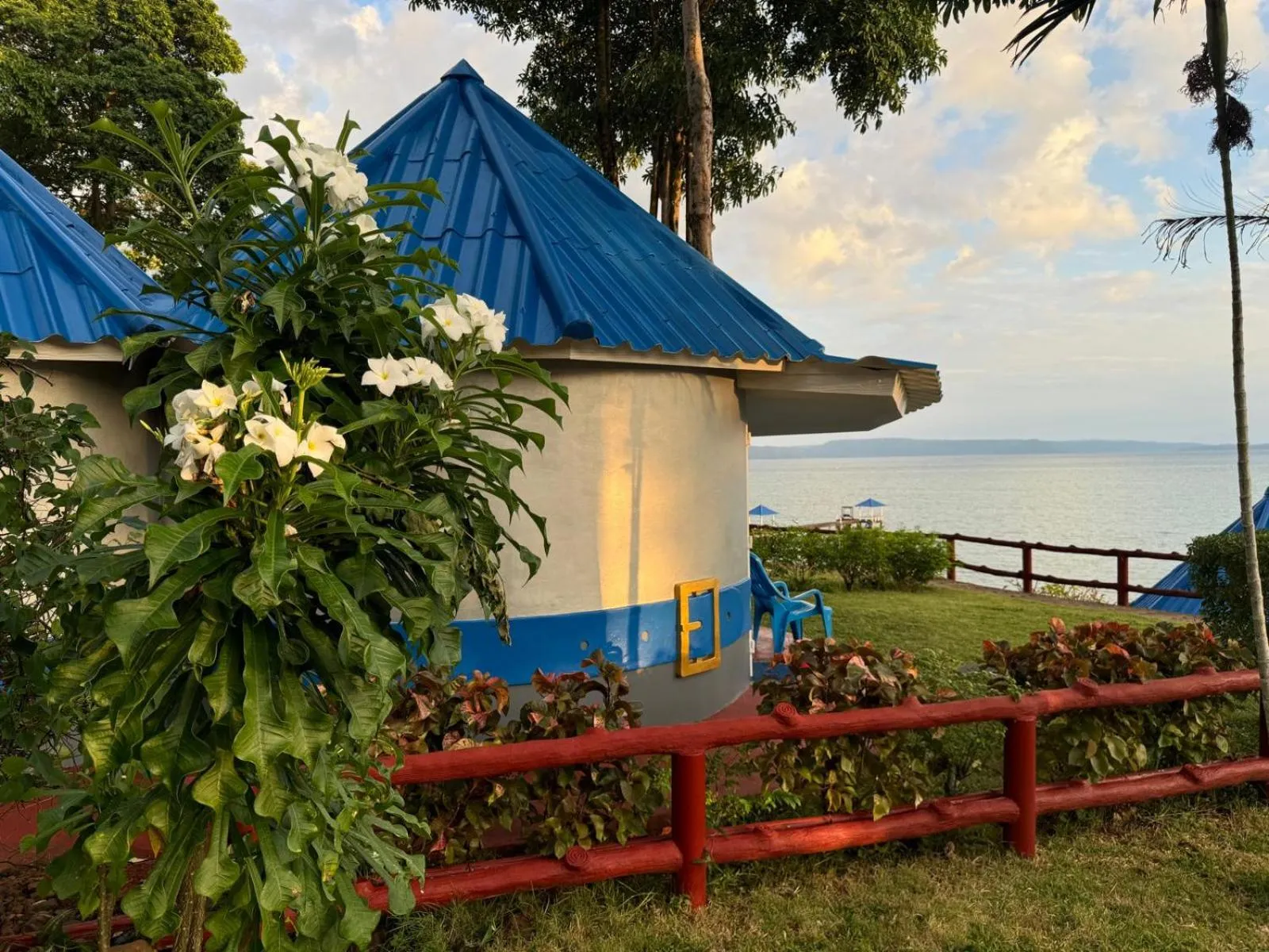 Koh Mak Buri Hut Natural Resort