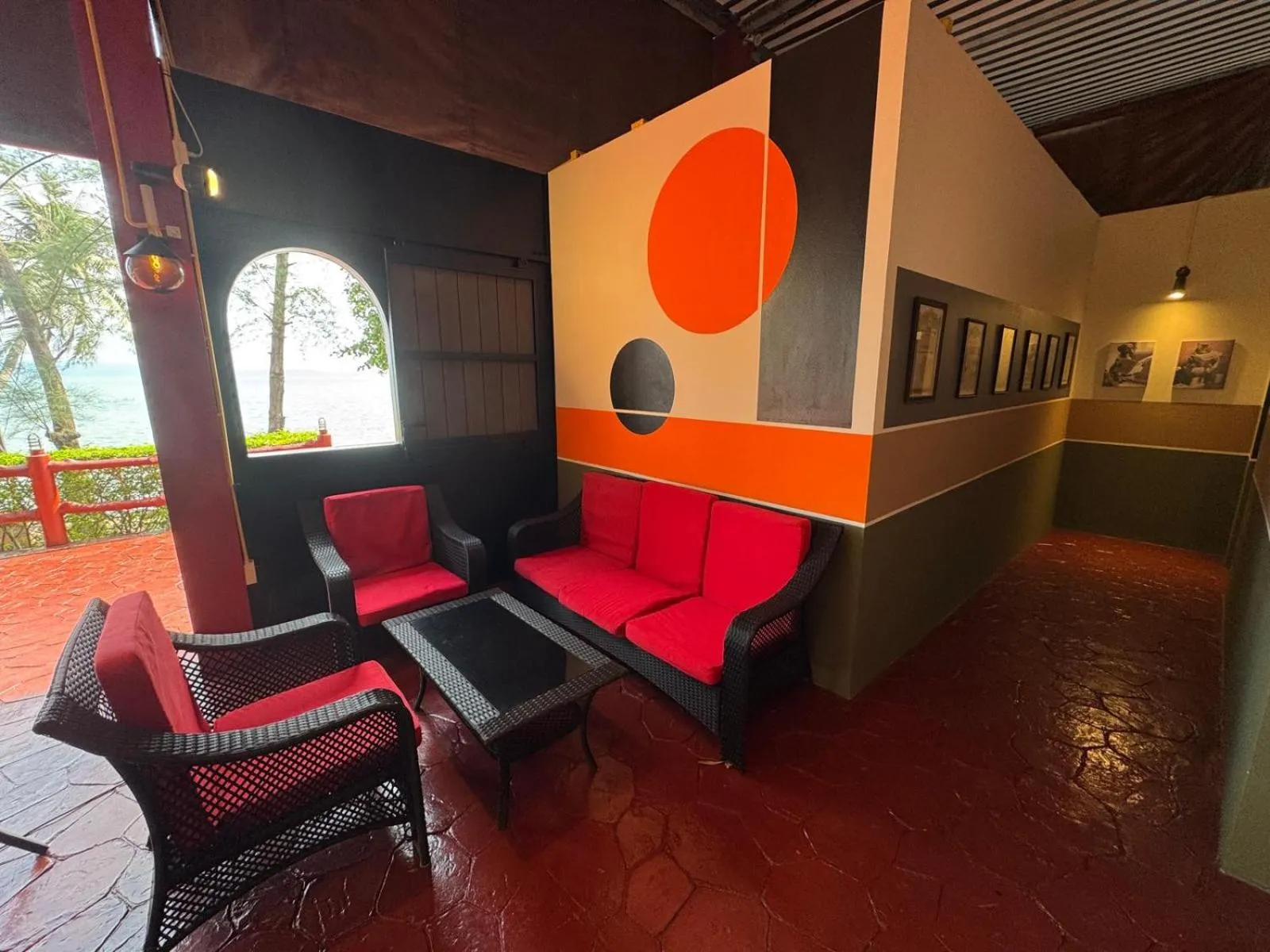 Restaurant/places to eat in Koh Mak Buri Hut Natural Resort