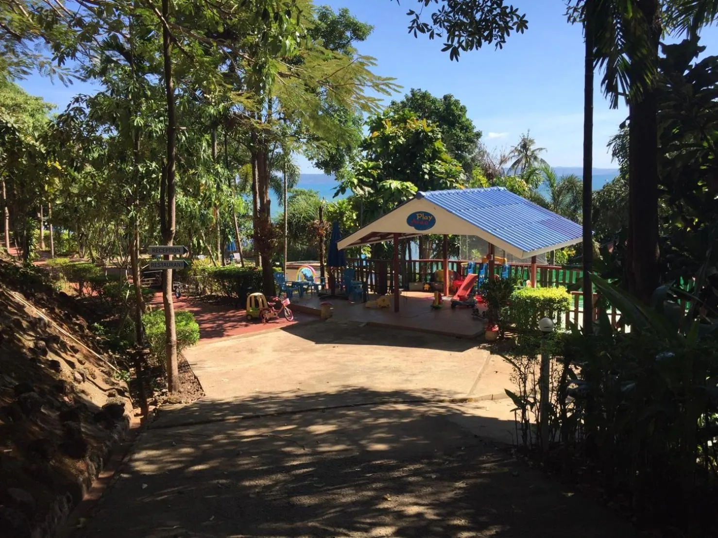 Property building in Koh Mak Buri Hut Natural Resort