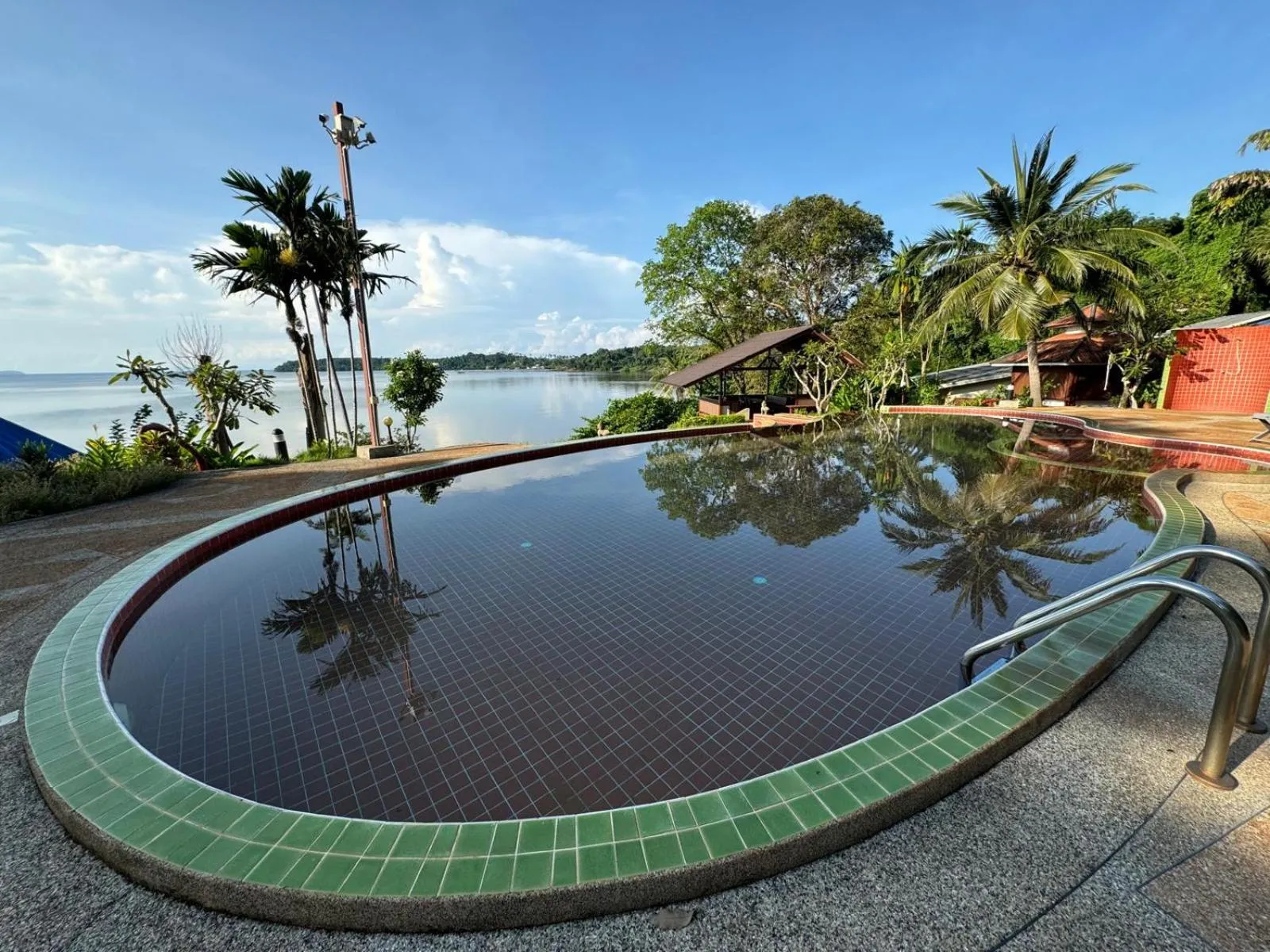 Swimming pool in Koh Mak Buri Hut Natural Resort