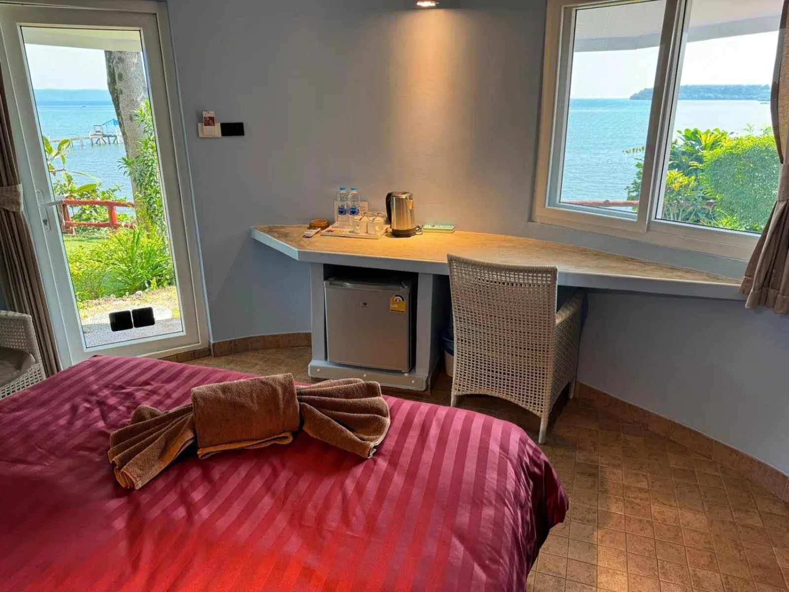 Bedroom in Koh Mak Buri Hut Natural Resort