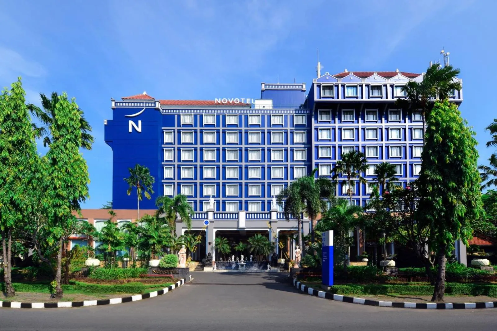 Property building in Novotel Solo