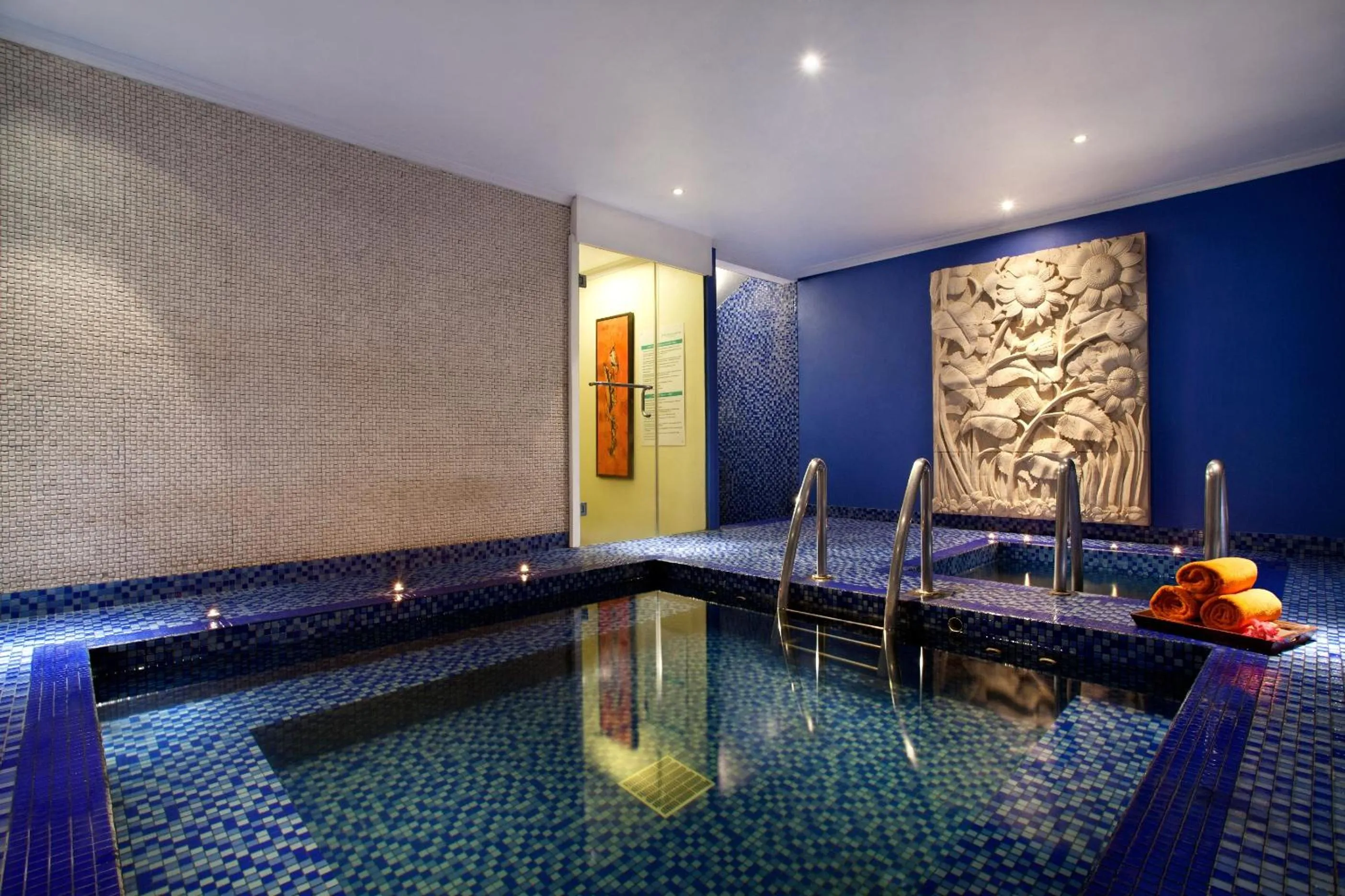 Fitness centre/facilities in Novotel Solo