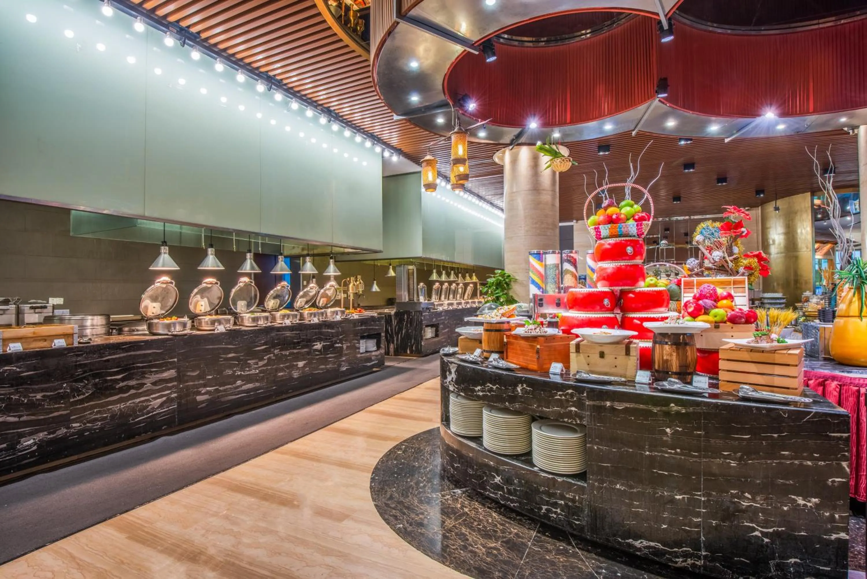 Restaurant/places to eat in Holiday Inn Nantong Oasis International by IHG