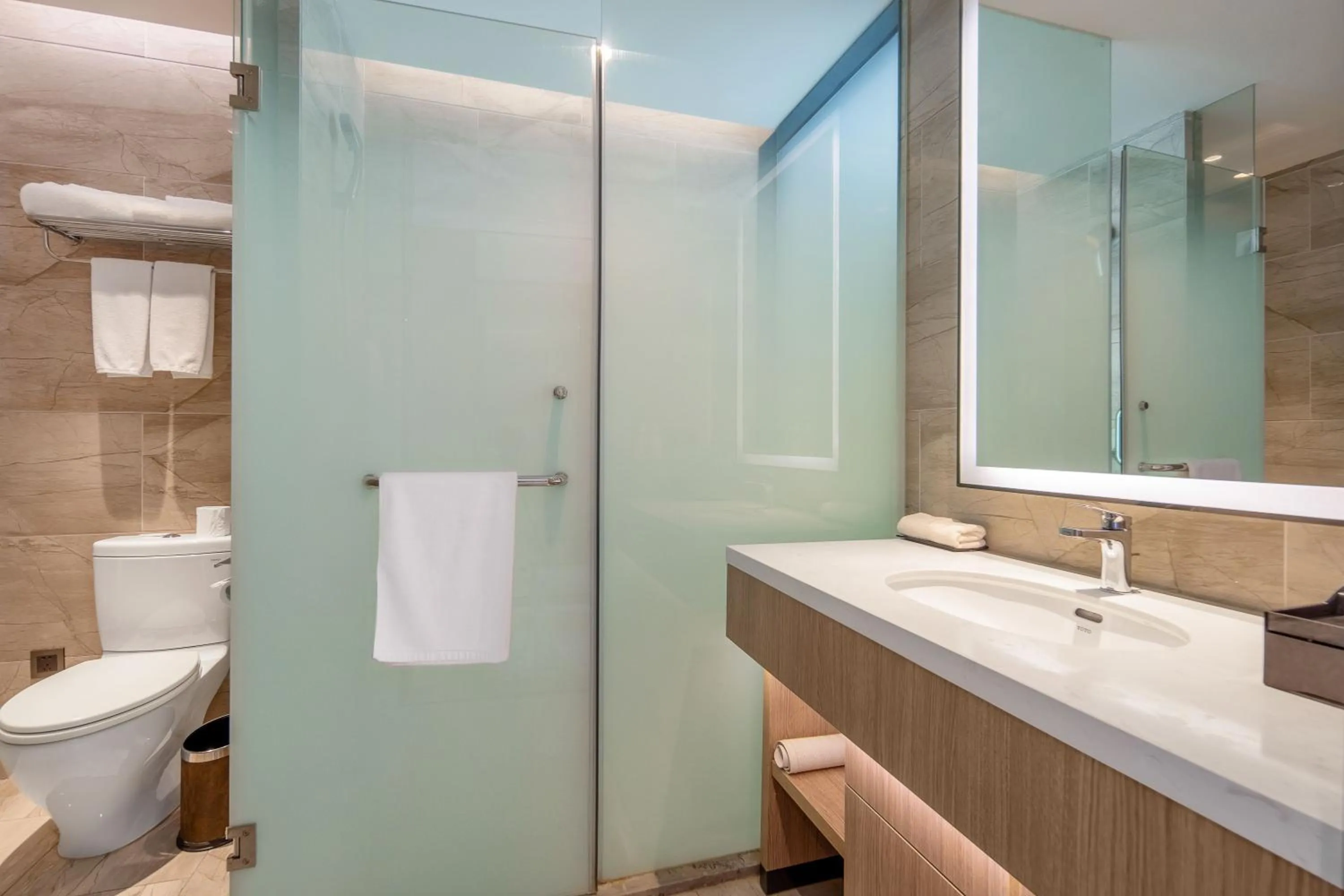 Bathroom in Holiday Inn Nantong Oasis International by IHG