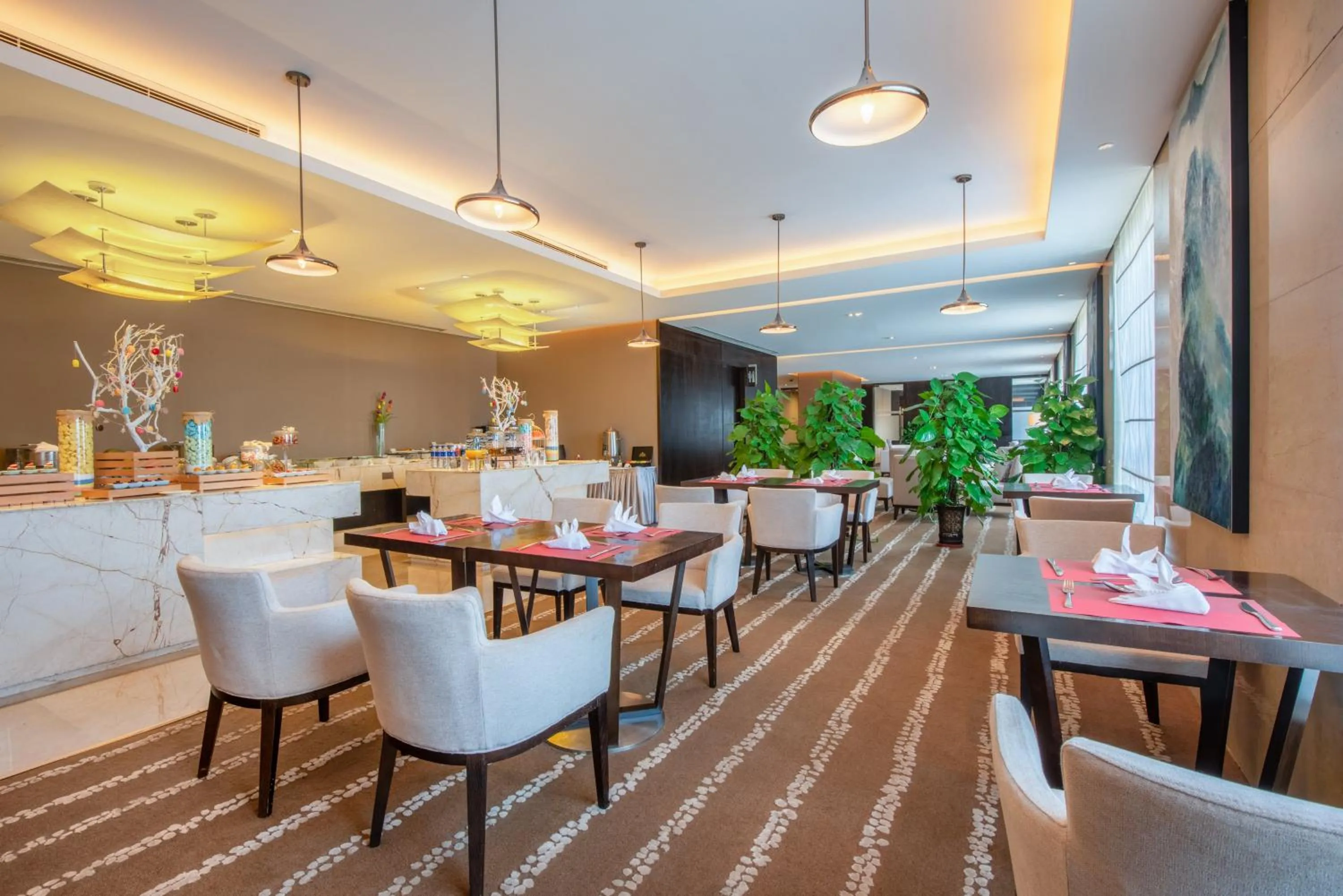 Restaurant/places to eat in Holiday Inn Nantong Oasis International by IHG