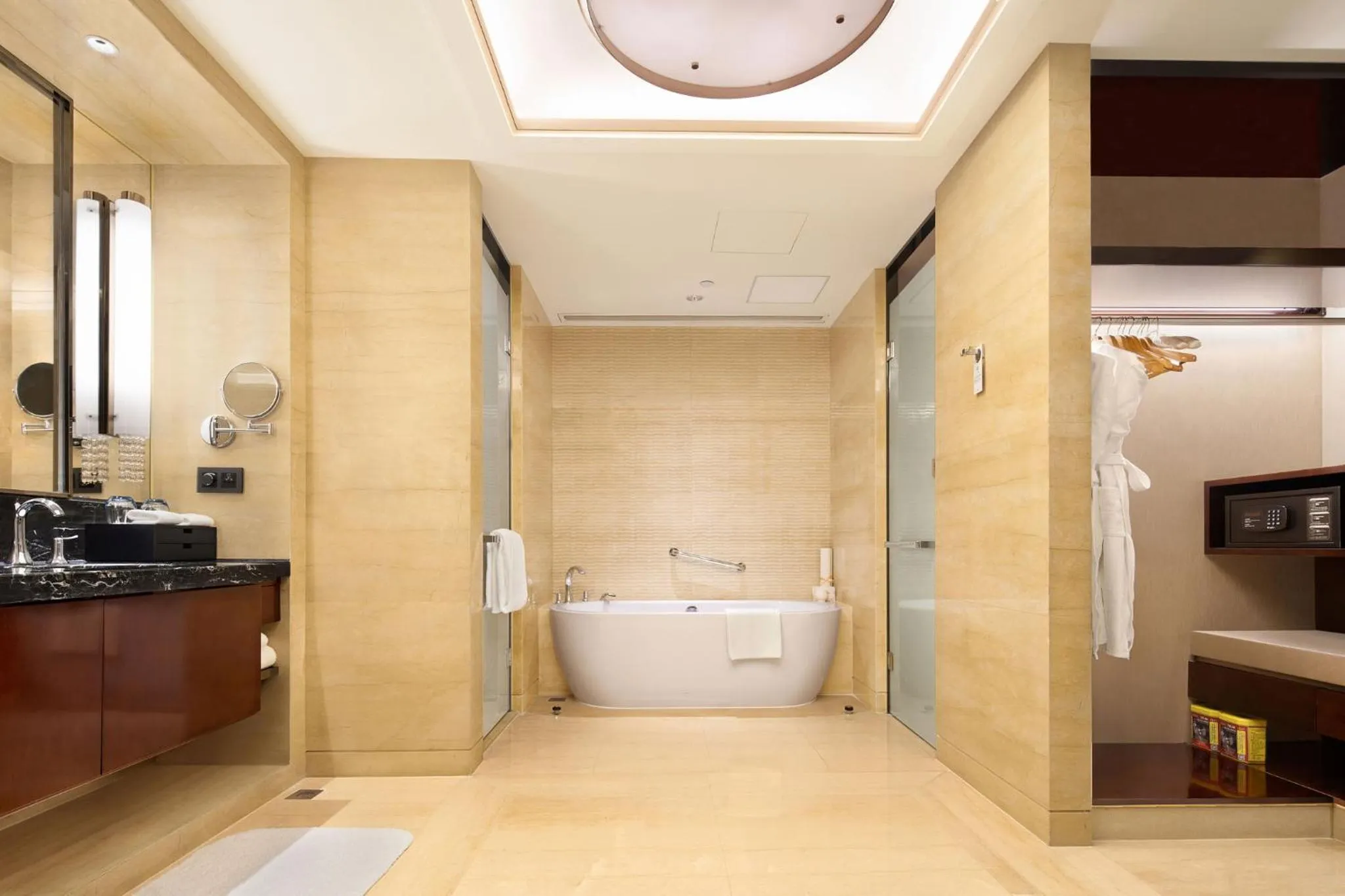 Bathroom in Crowne Plaza Chengdu Panda Garden by IHG