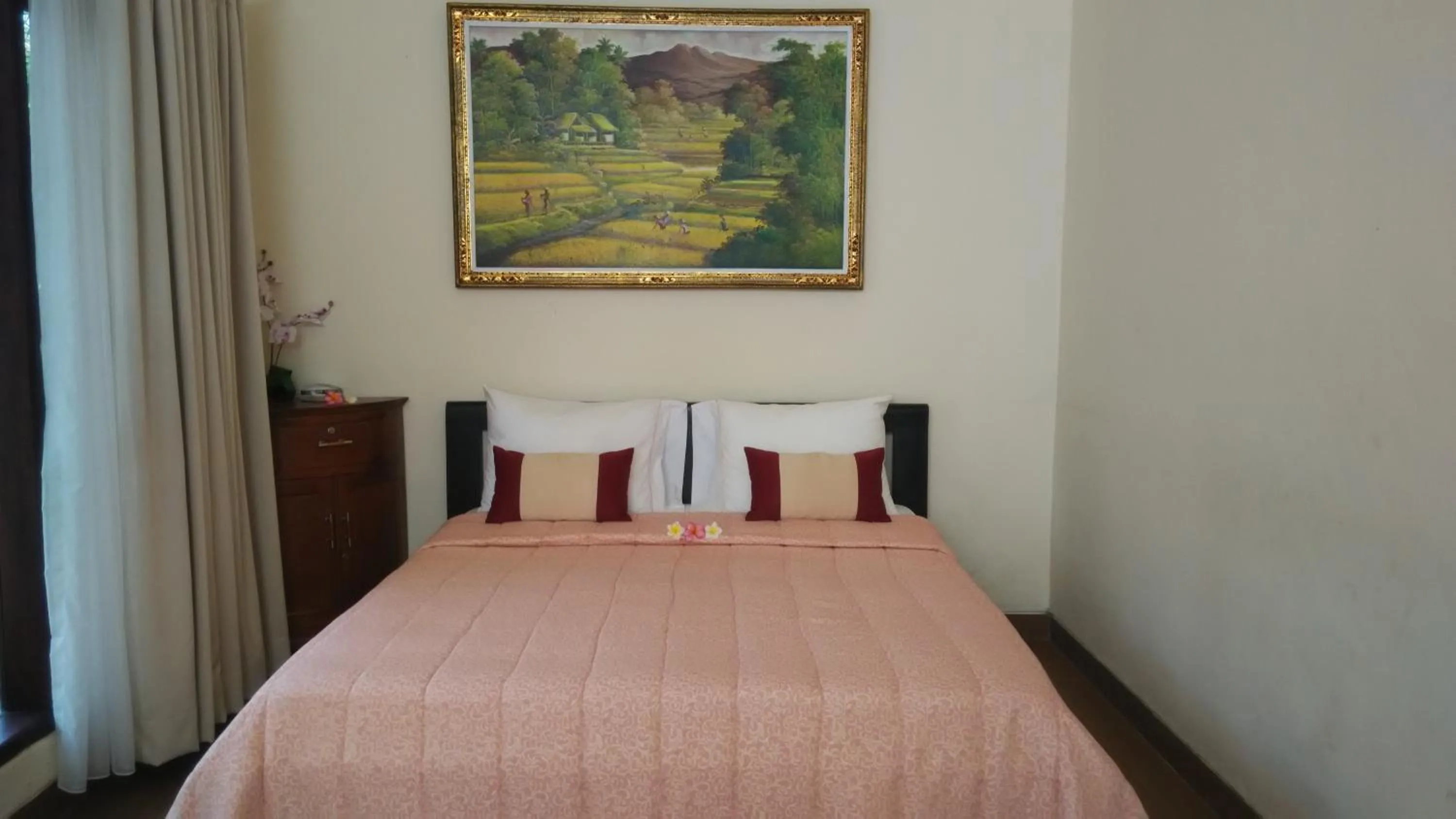 Photo of the whole room, Bed in Hotel Melamun