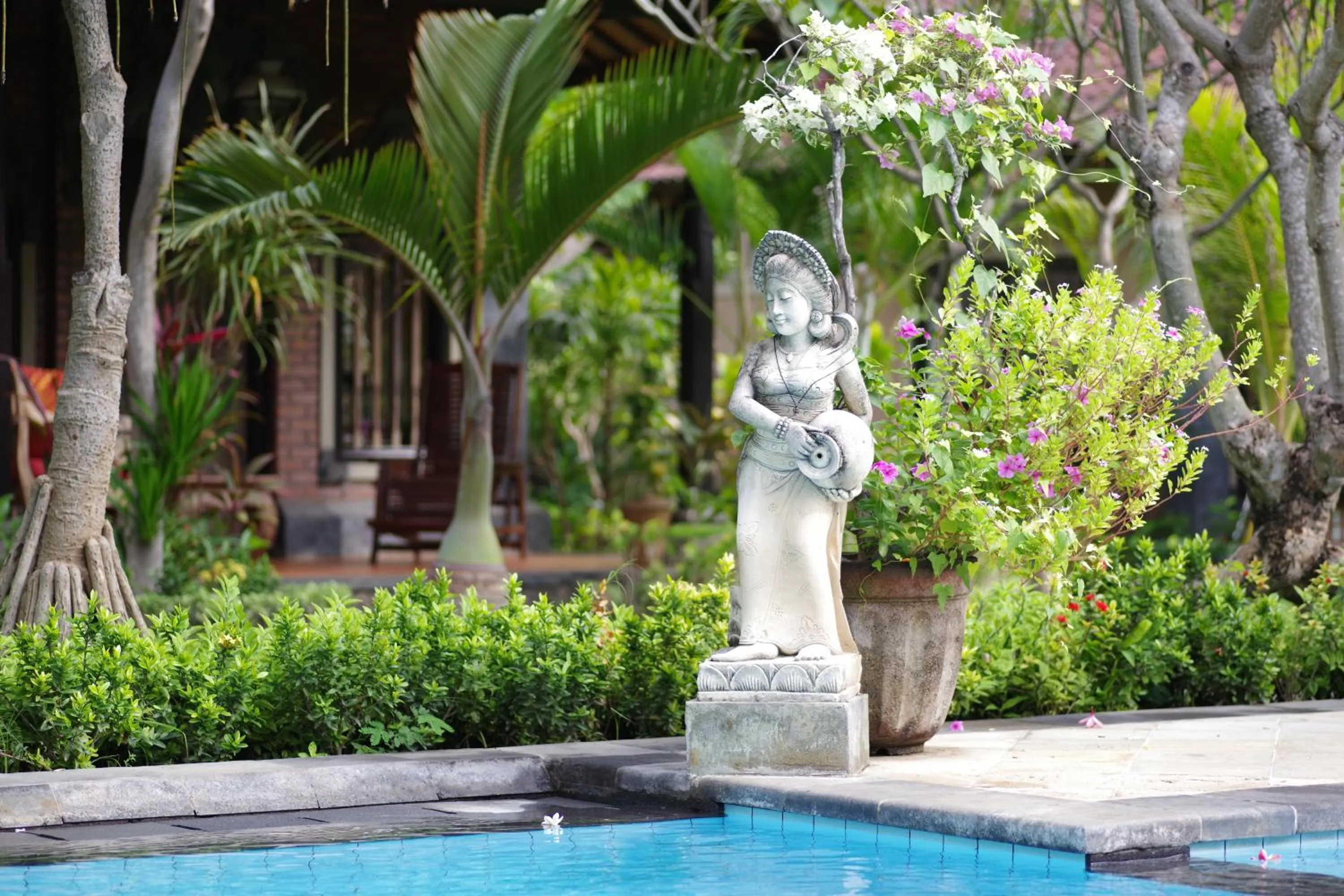 Garden in Tirta Sari Bungalow