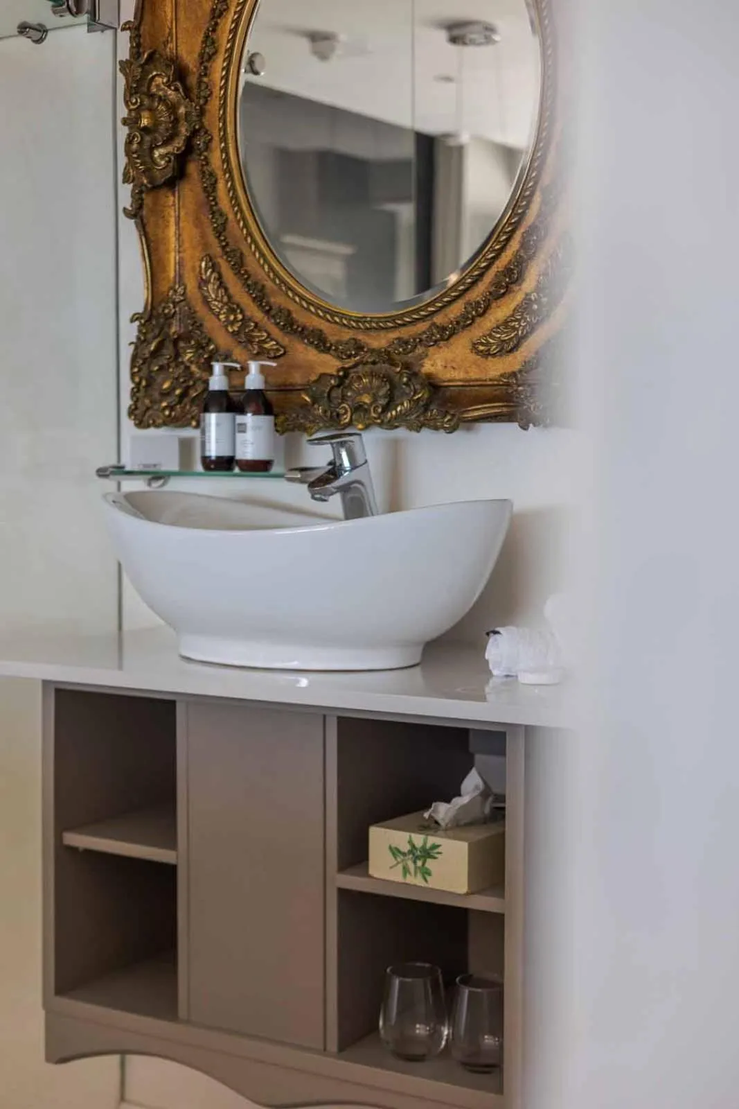 Decorative detail in Hermanus Boutique Guest House