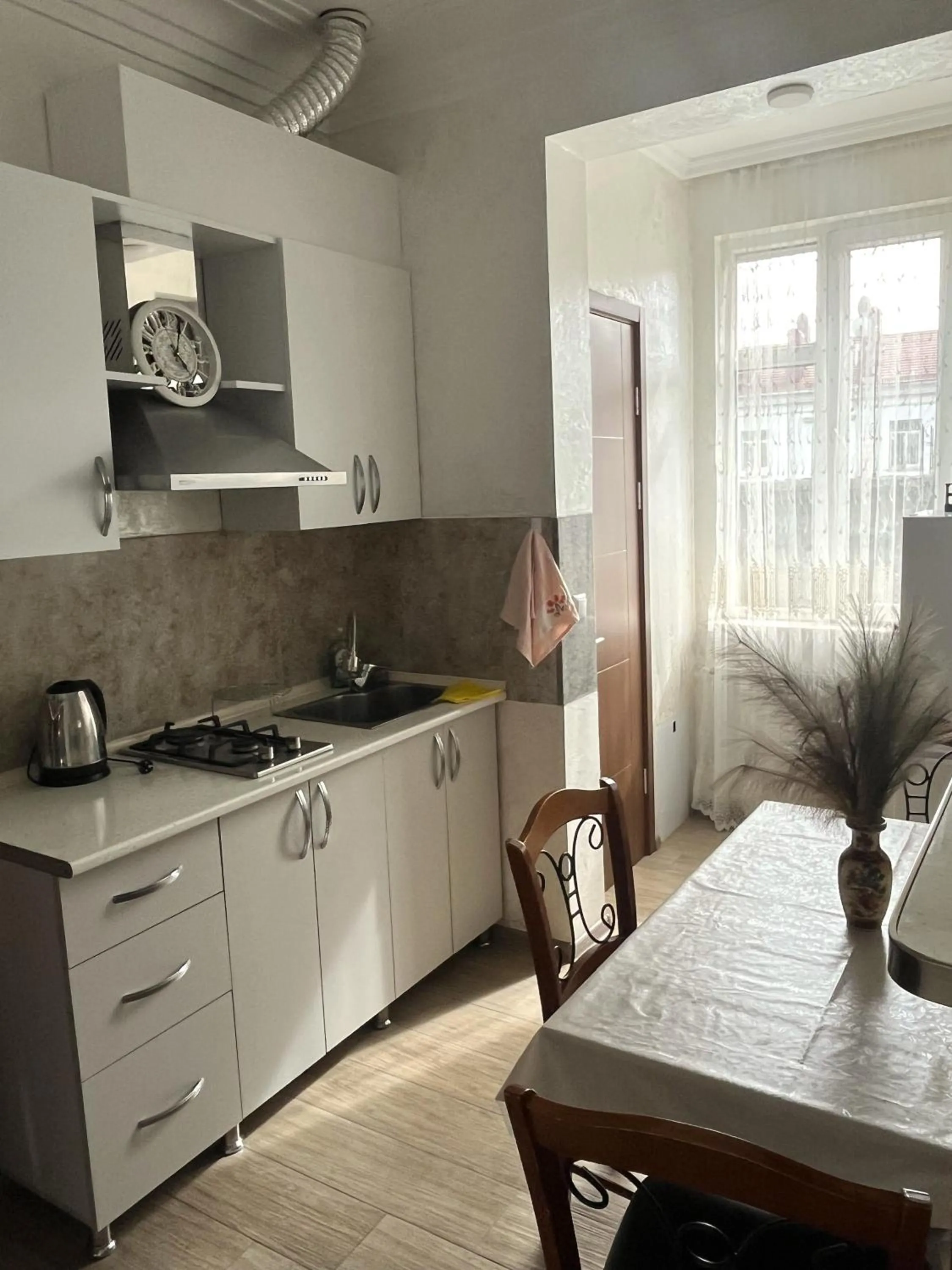 Coffee/tea facilities in Sweet Home at Ninoshvili 3