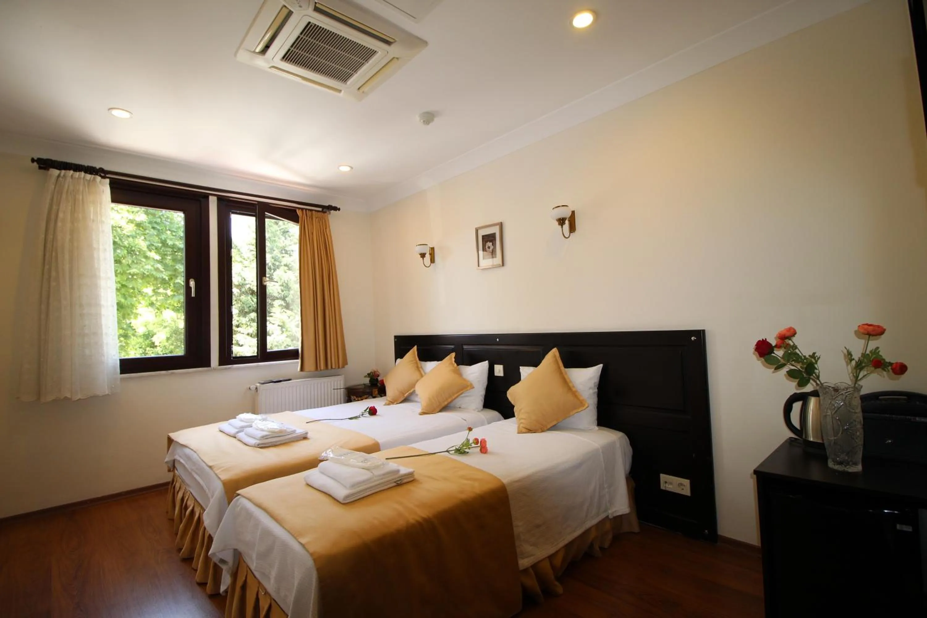 Bed in Sultans Hotel