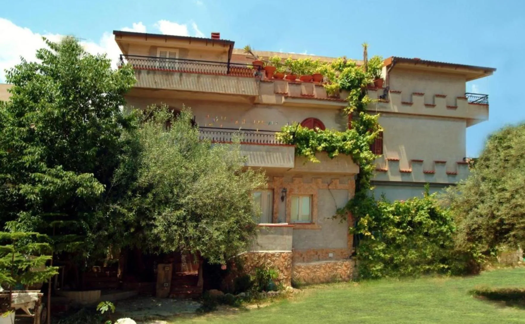 Property building in Villa Ambra B&B