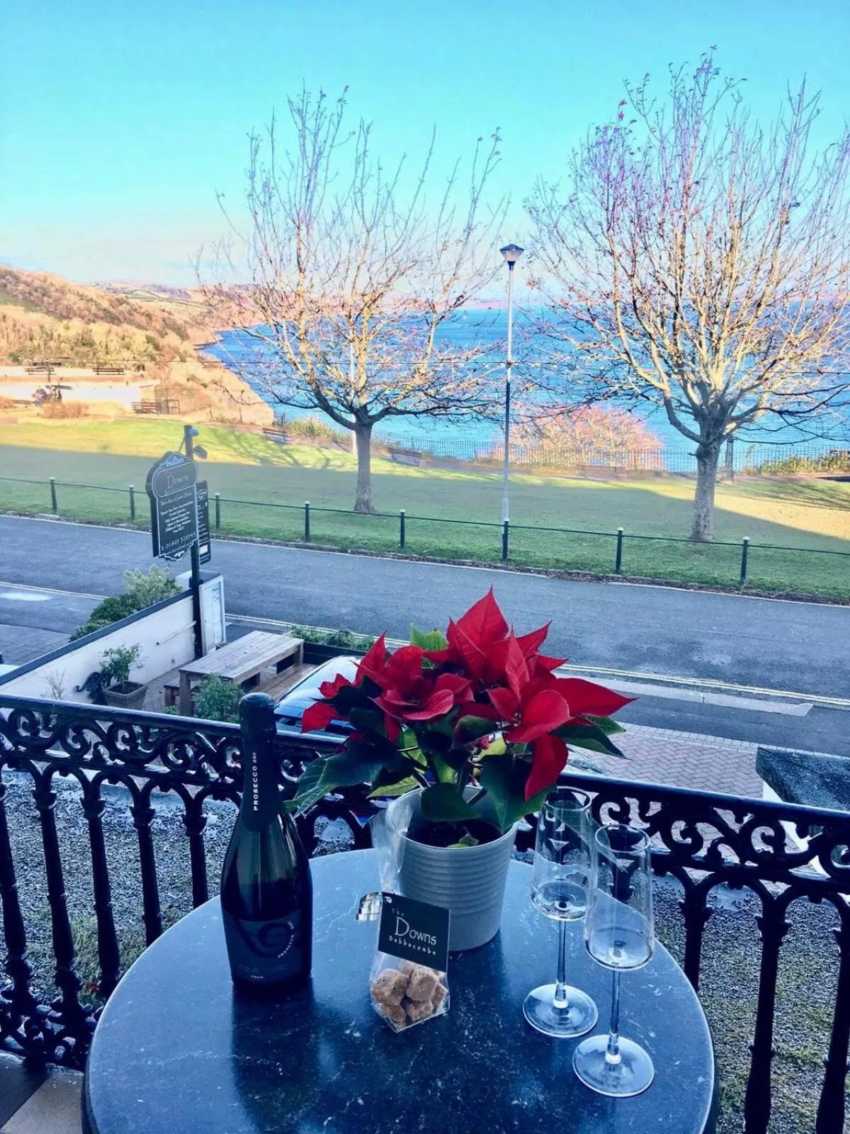 Drinks in The Downs, Babbacombe