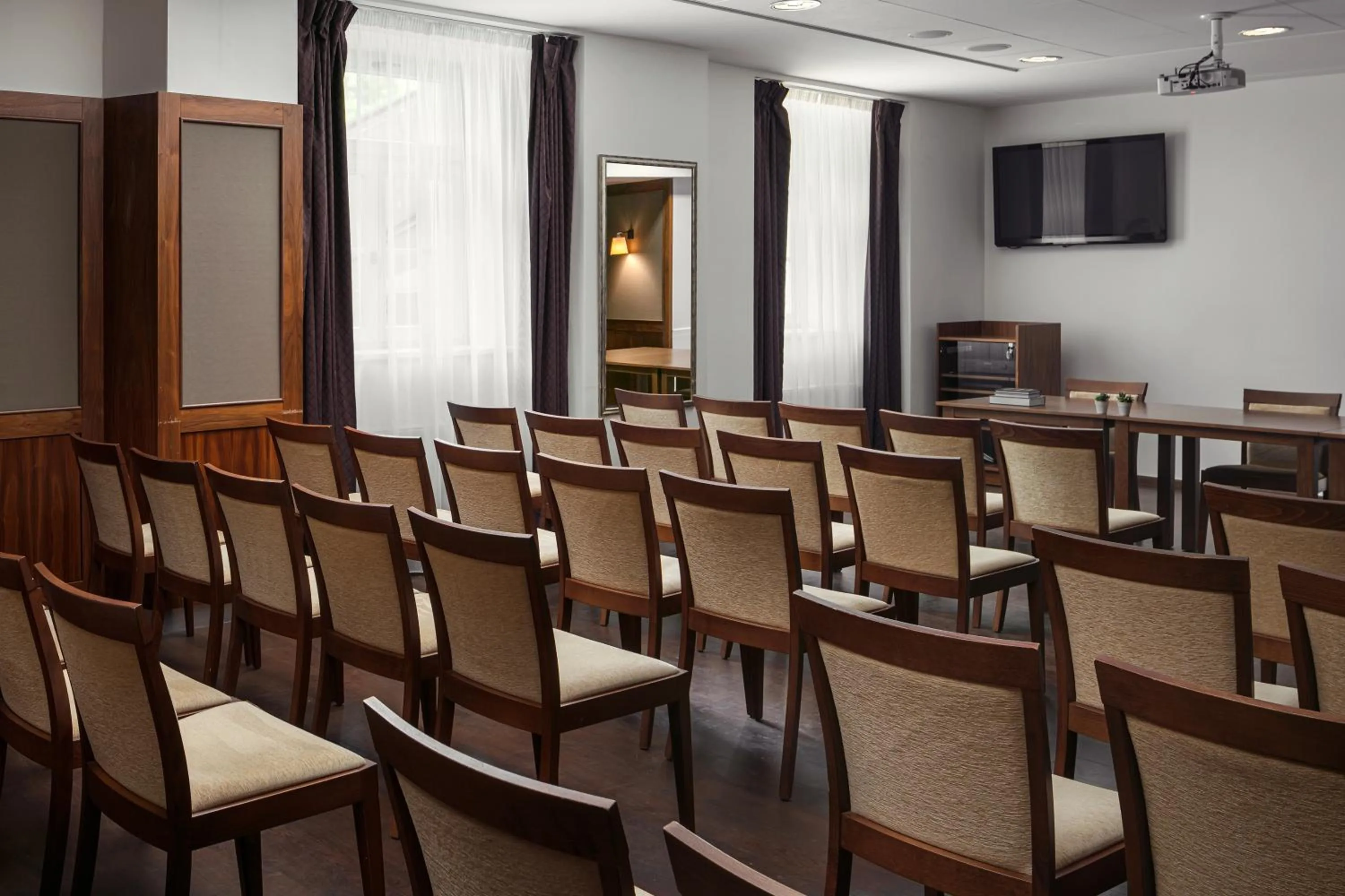 Meeting/conference room in Harvey Spa Hotel