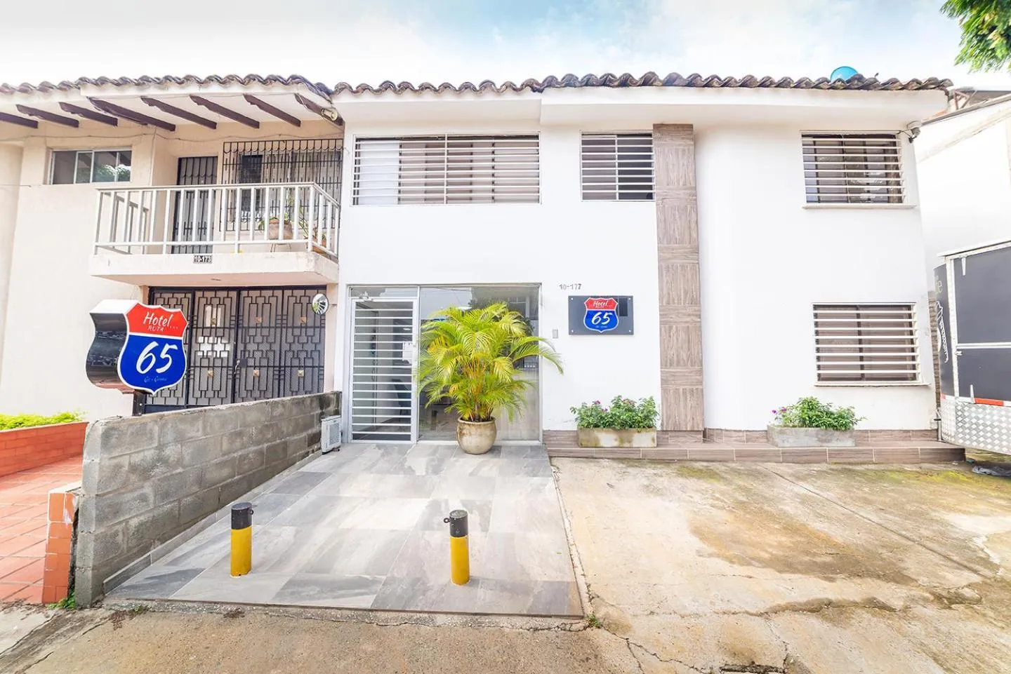 Facade/entrance in Hotel Ruta 65