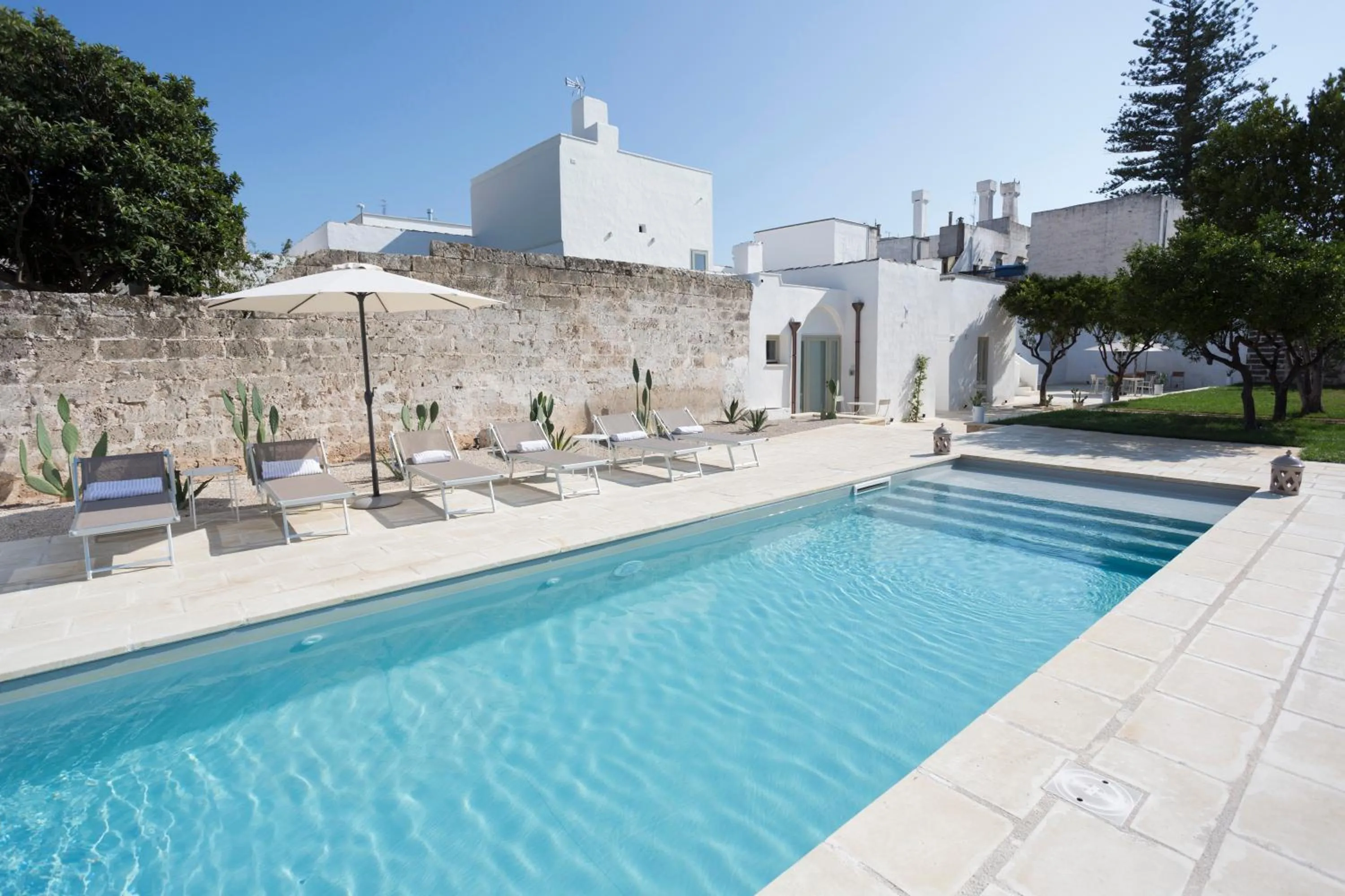 Pool view in Relais San Martino - Salento