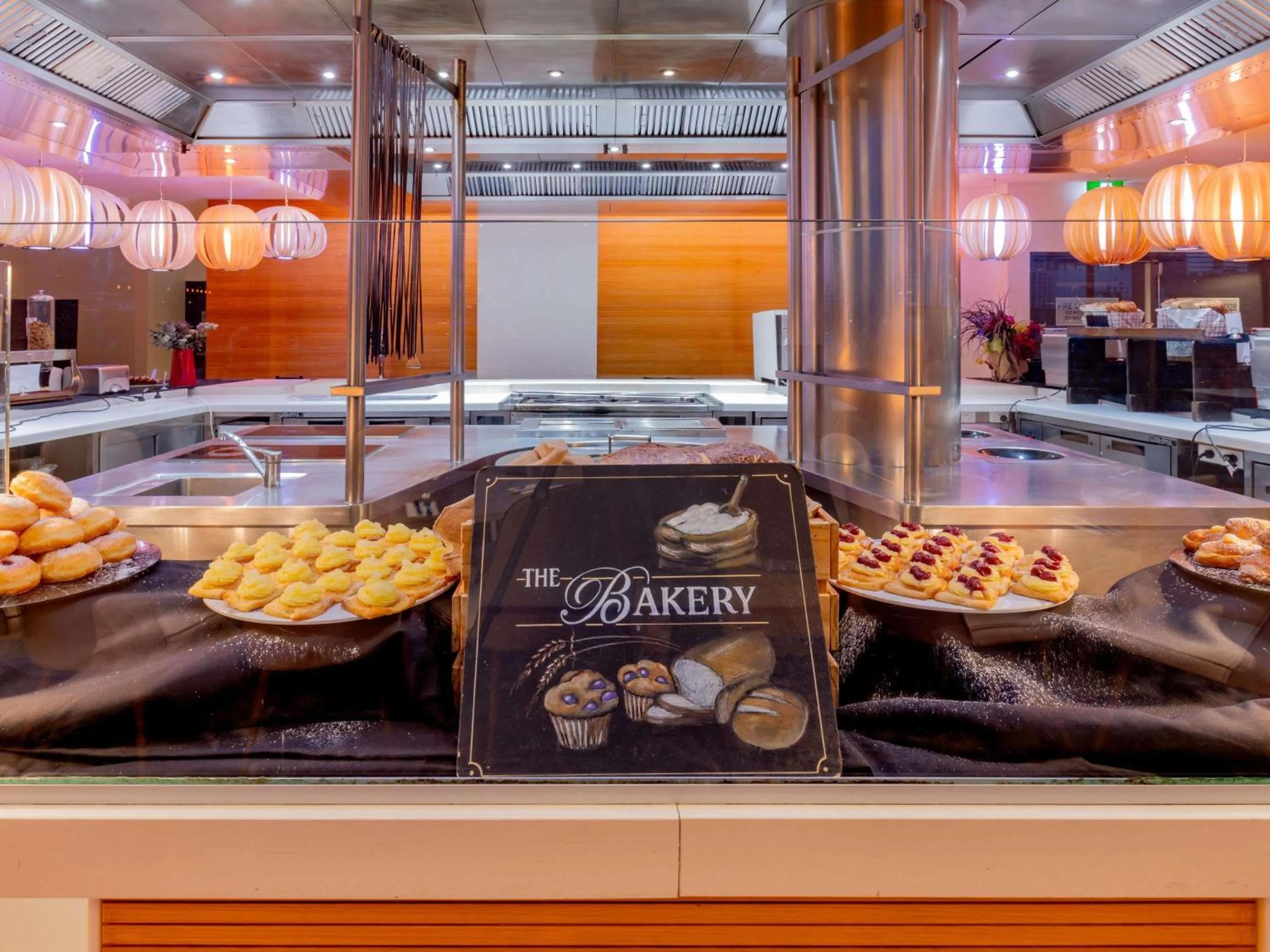 Breakfast in Novotel Sydney Darling Harbour