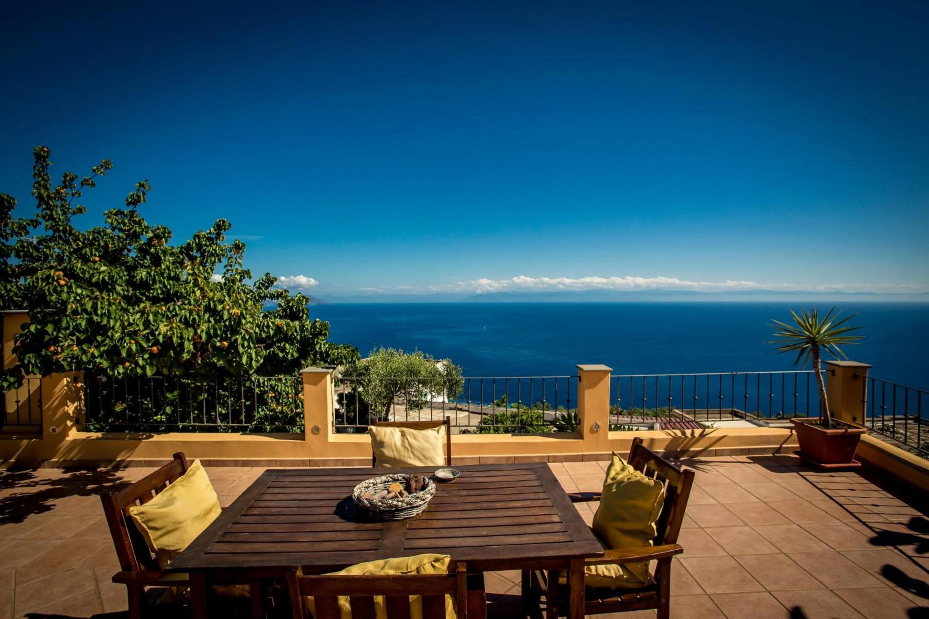 Balcony/Terrace in Resort Al Belvedere Salina