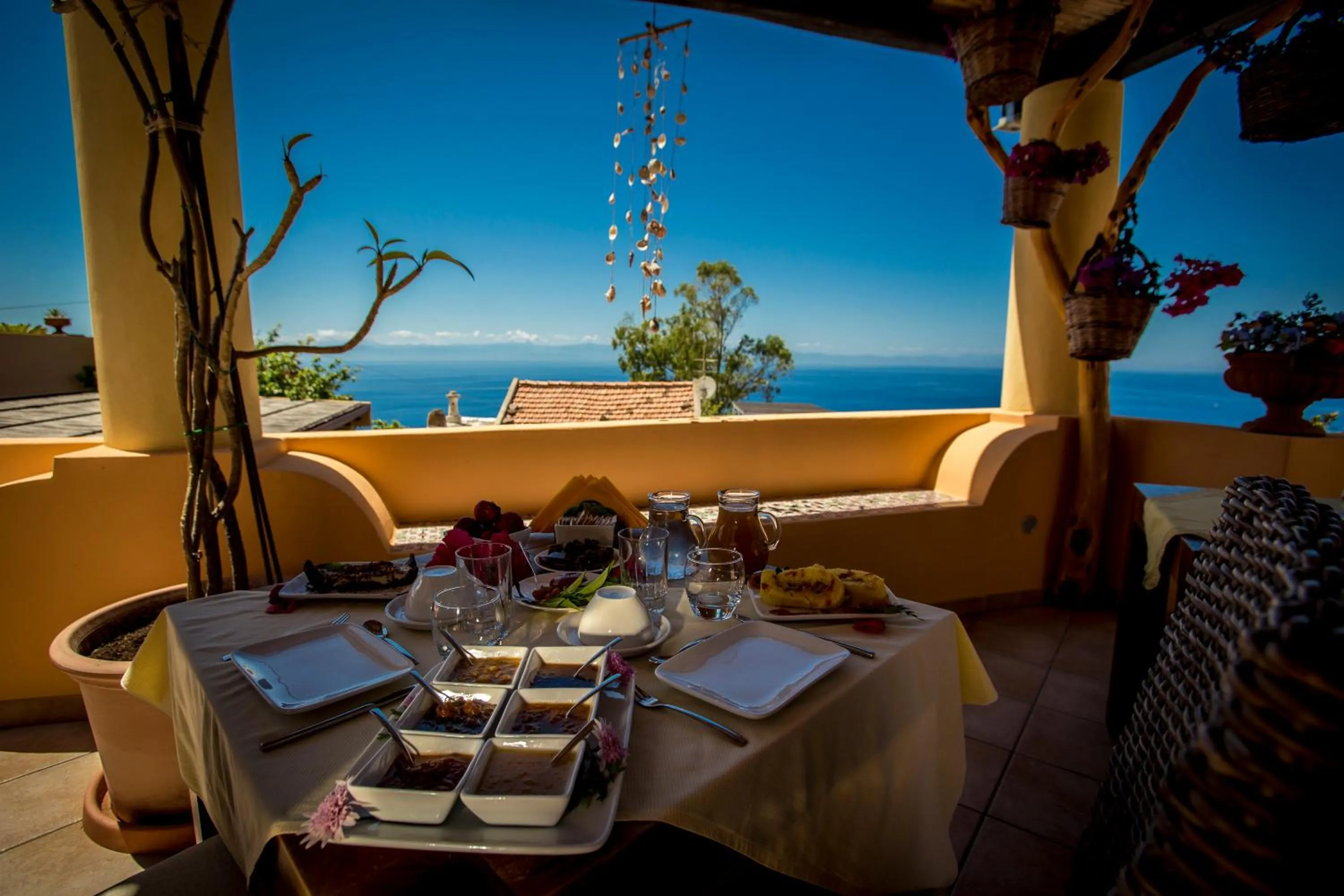 Patio in Resort Al Belvedere Salina