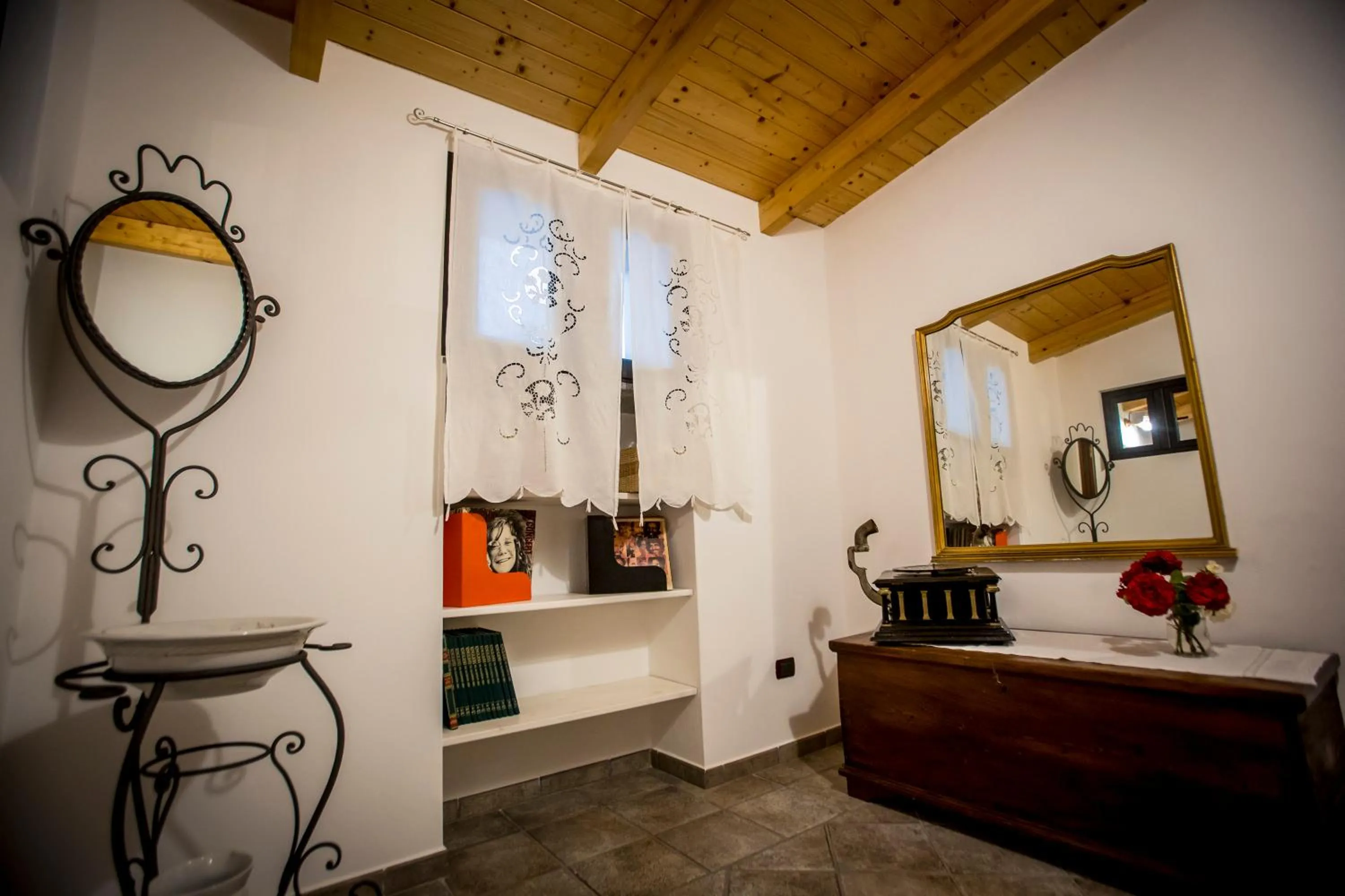 Bedroom in Resort Al Belvedere Salina