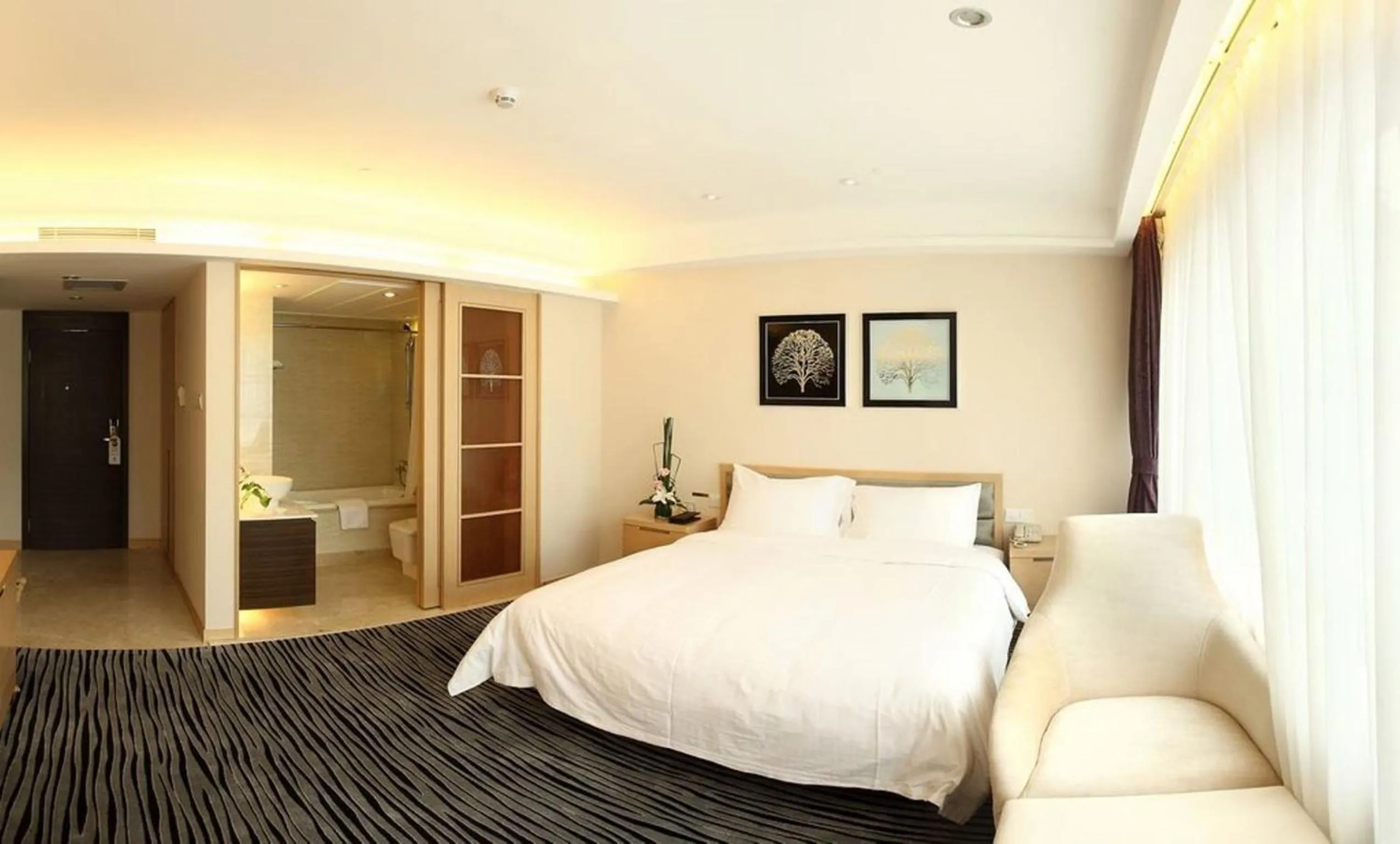 Bed in Shenzhen Shekou Honlux Apartment (Sea World)