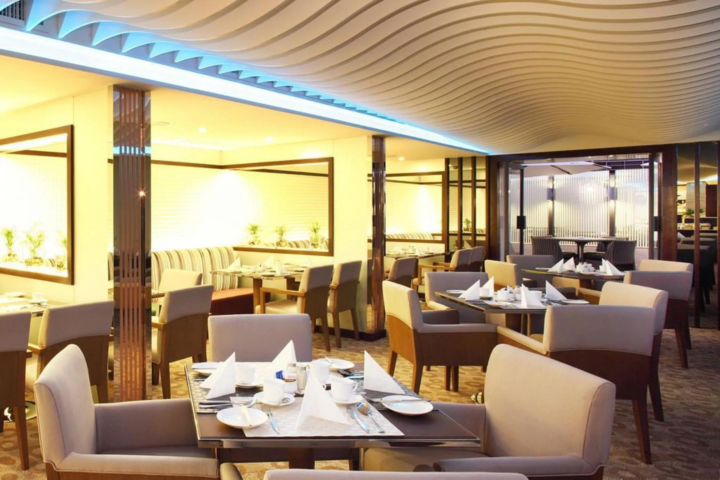 Restaurant/places to eat in Shenzhen Shekou Honlux Apartment (Sea World)