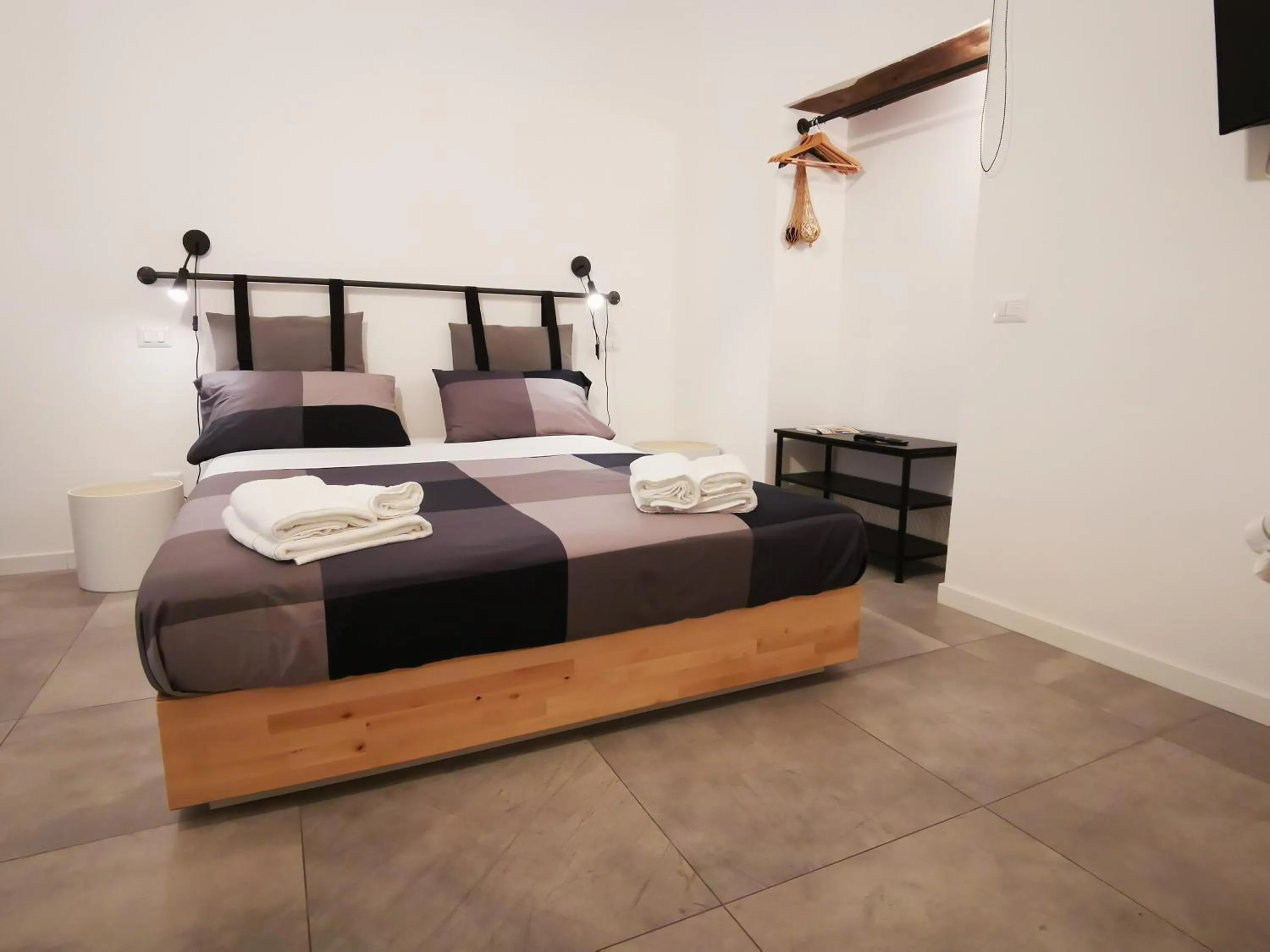 Bedroom, Bed in Ludi Studios