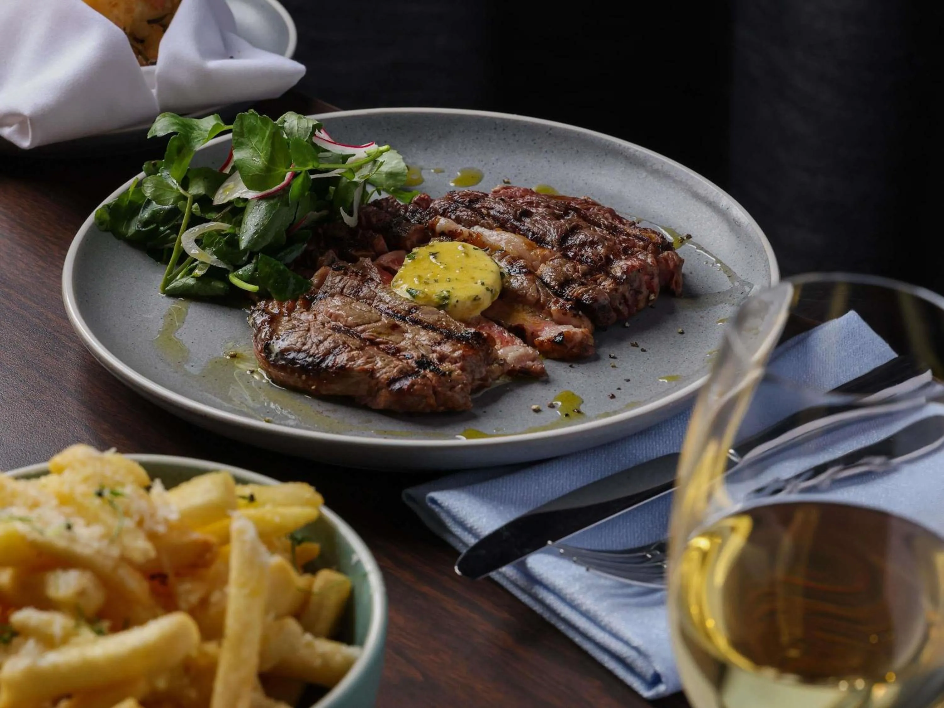 Restaurant/places to eat in Novotel Sydney Olympic Park