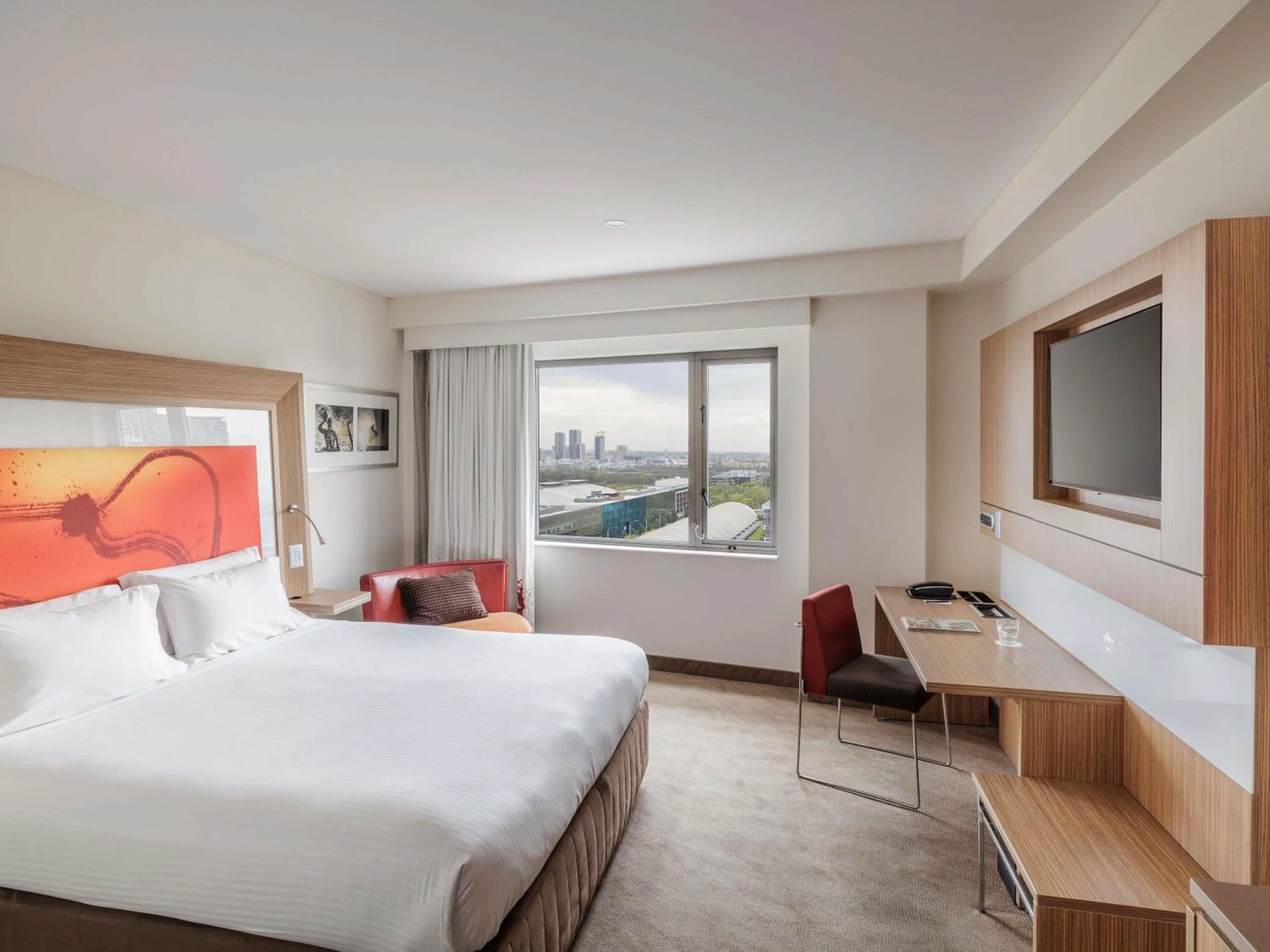 Bedroom, Bed in Novotel Sydney Olympic Park