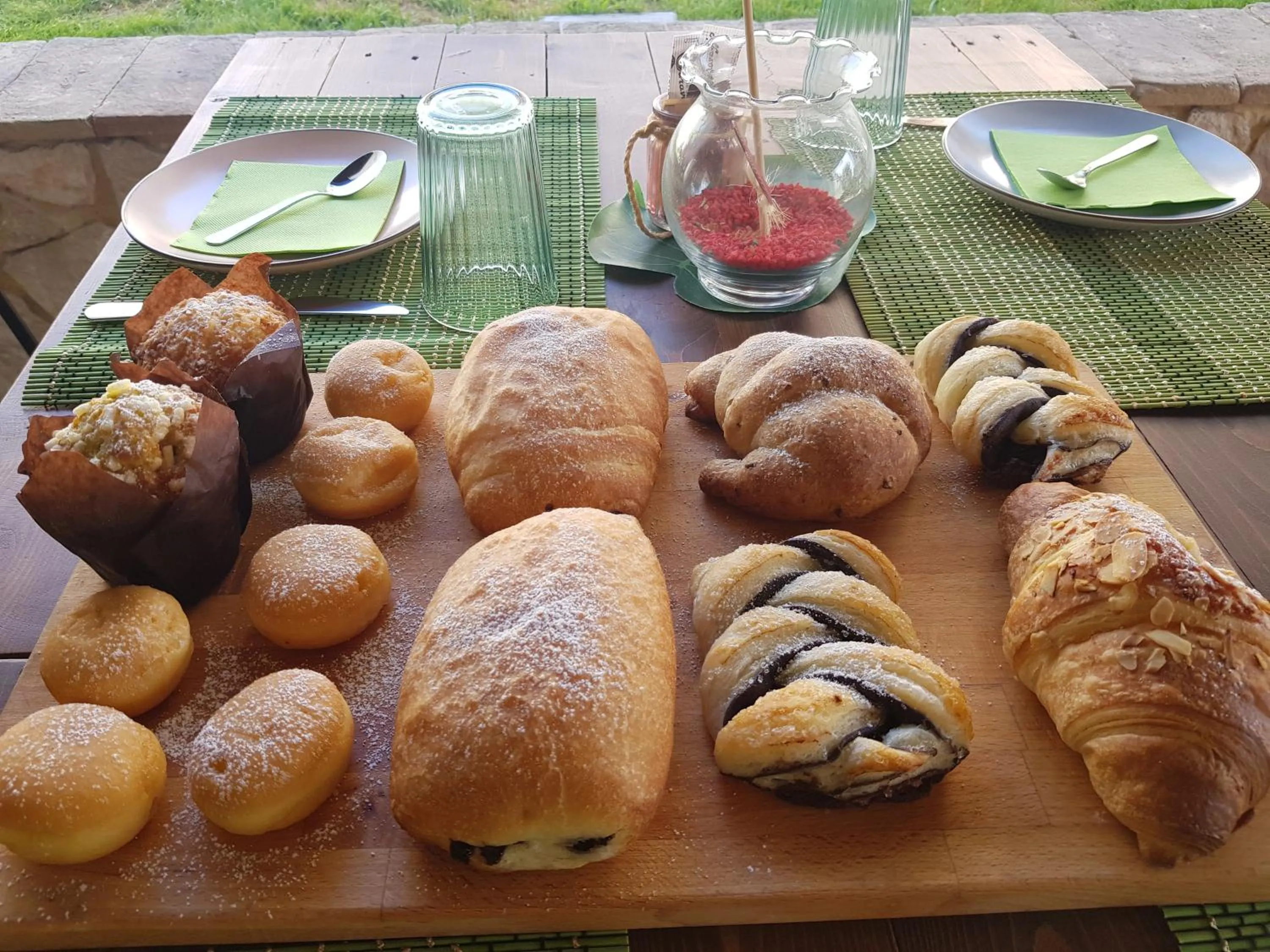 Food and drinks in Favola Exclusive b&b