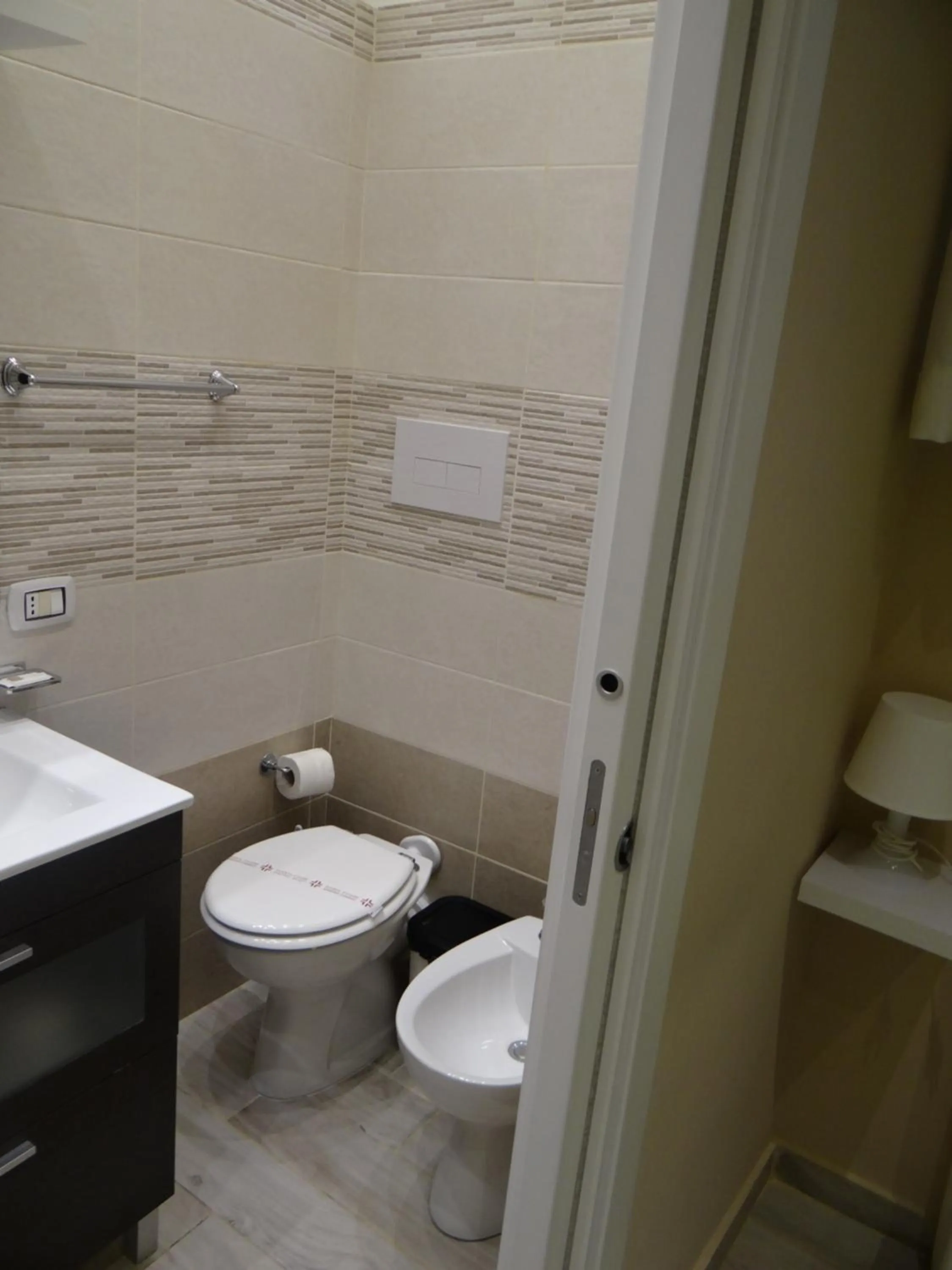 Shower in Monte Palace Palermo