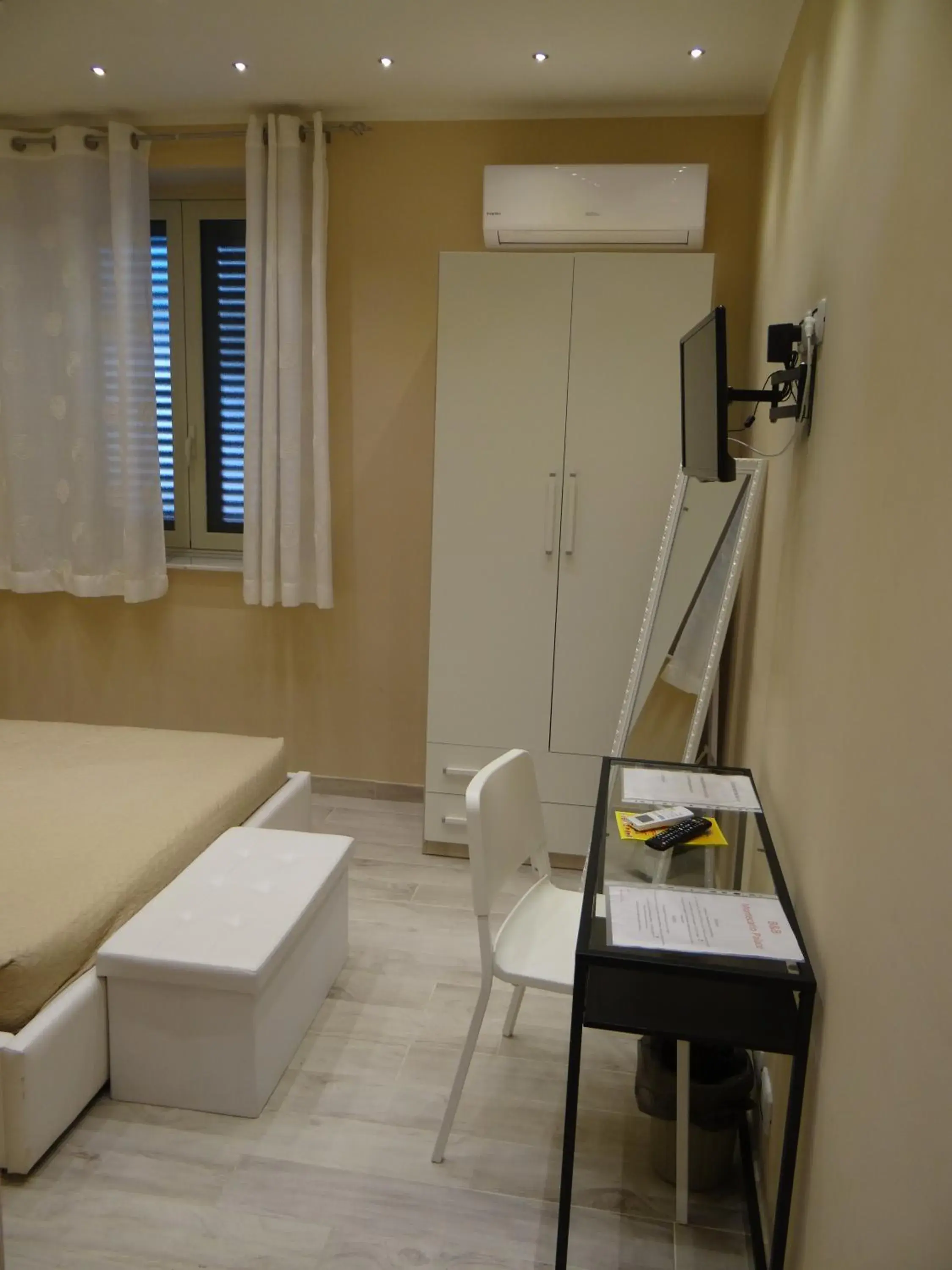 Standard Double Room in Monte Palace Palermo Standard Double Room in Monte Palace Palermo