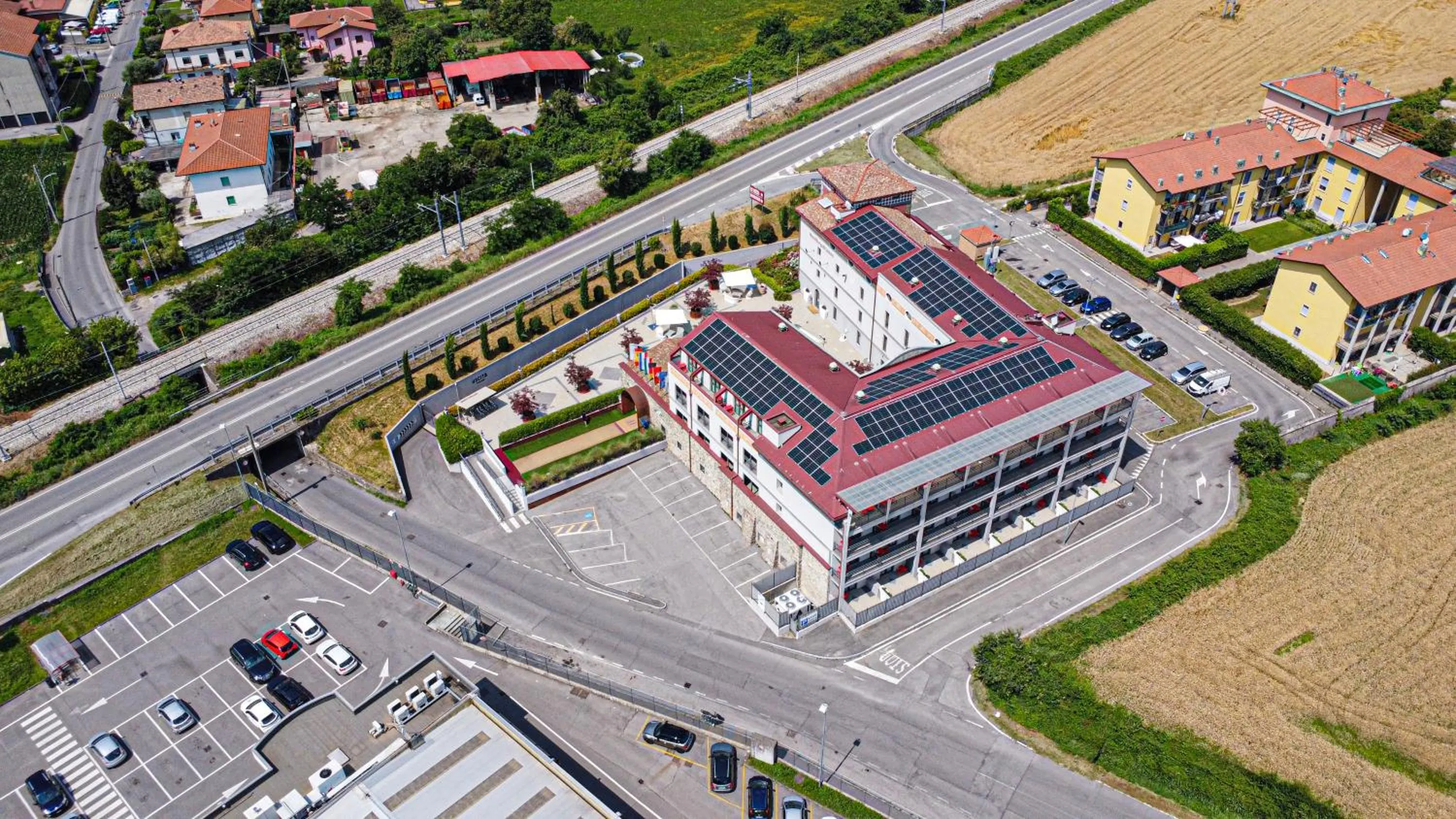 Property building in Hotel Borgo Brianteo