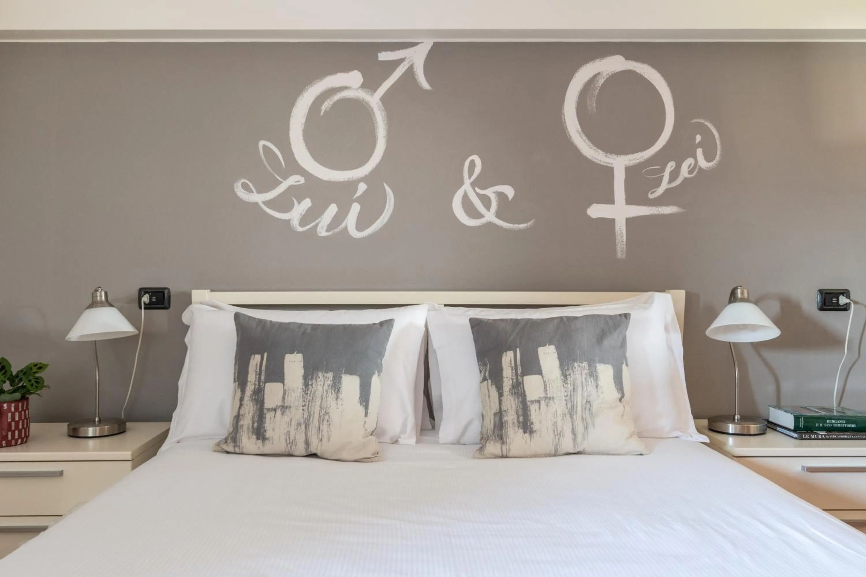 Bedroom, Bed in Hotel Borgo Brianteo