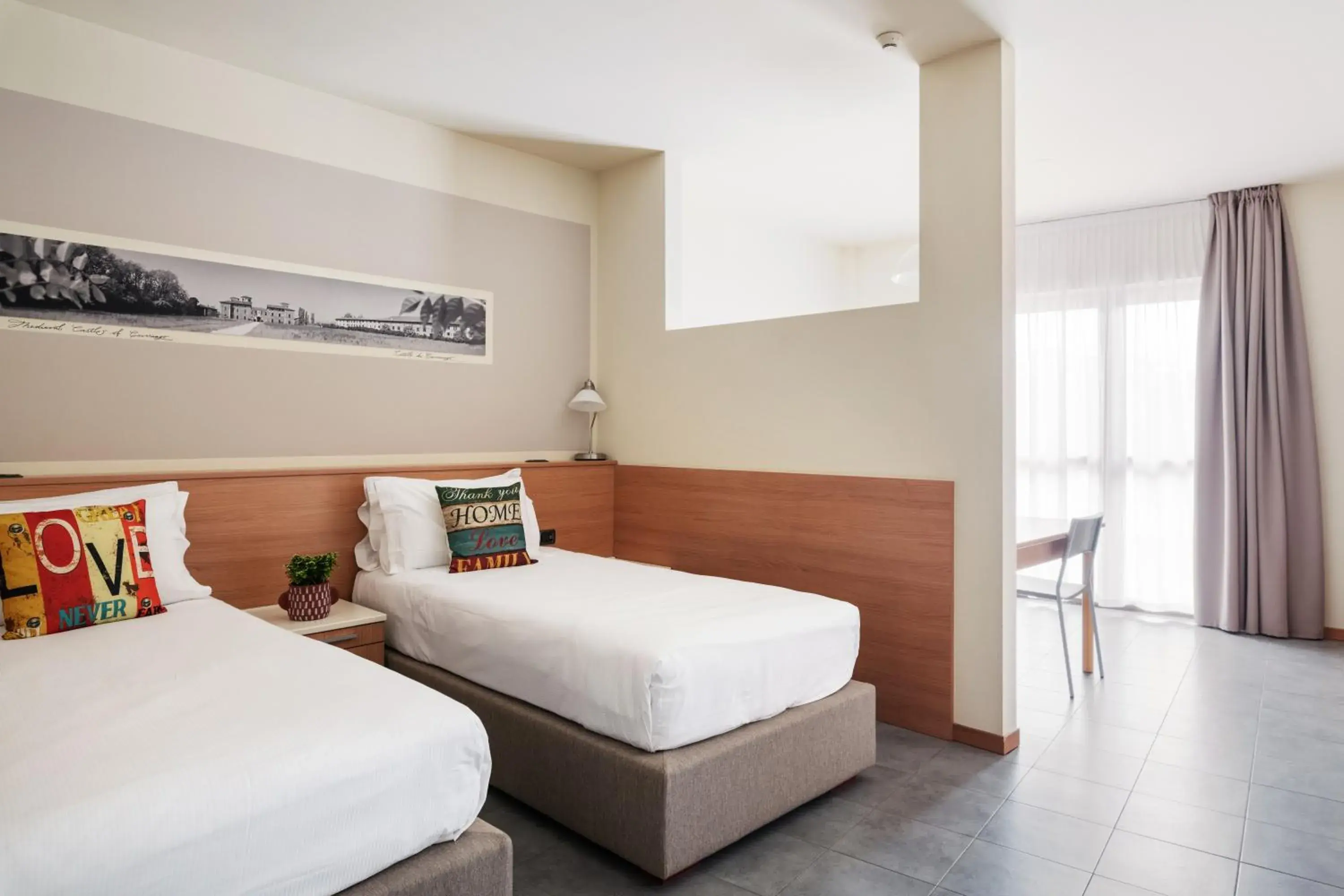 Comfort Twin Room in Hotel Borgo Brianteo Comfort Twin Room in Hotel Borgo Brianteo