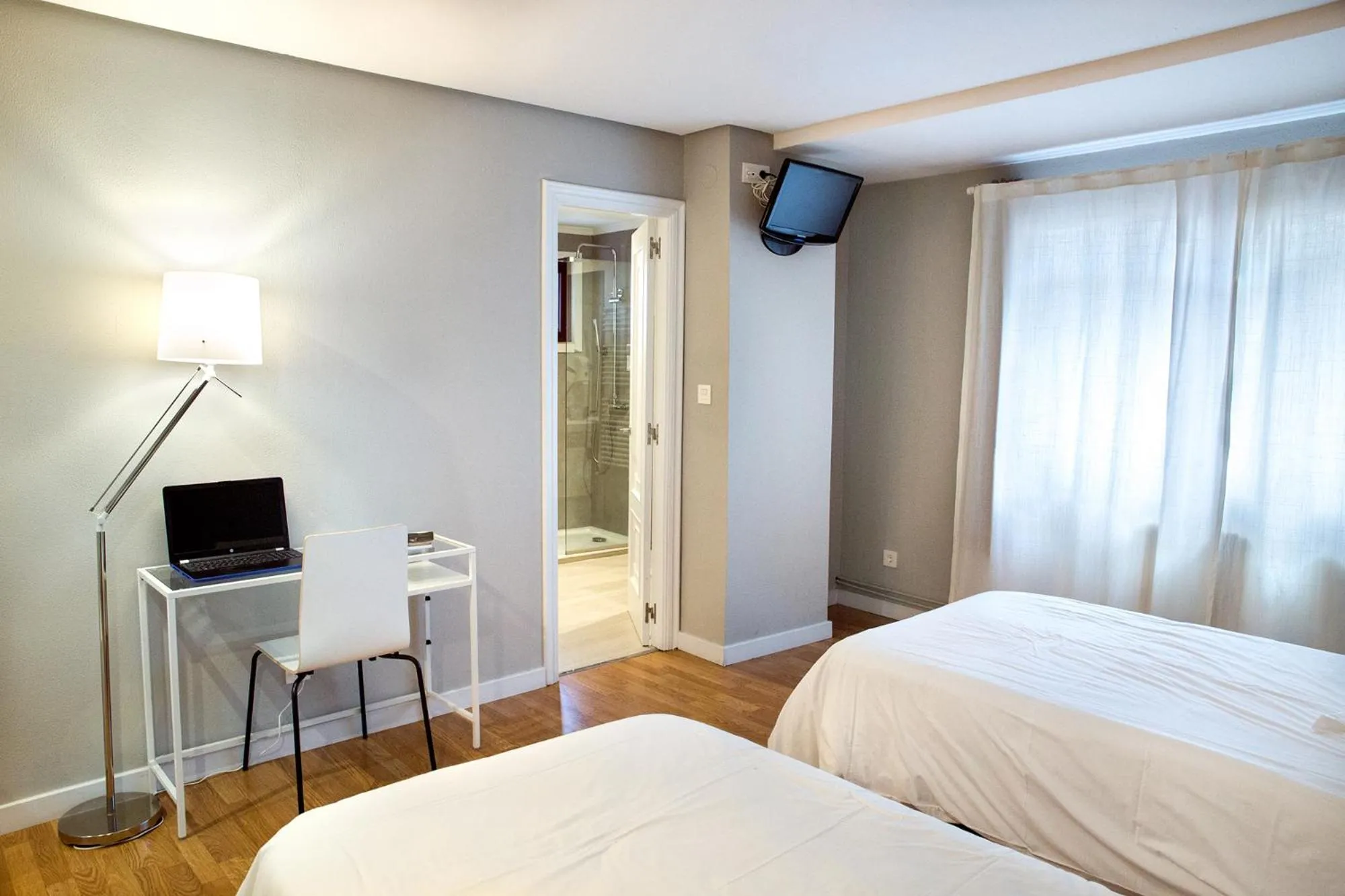 Photo of the whole room, Bed in Hotel Mogay