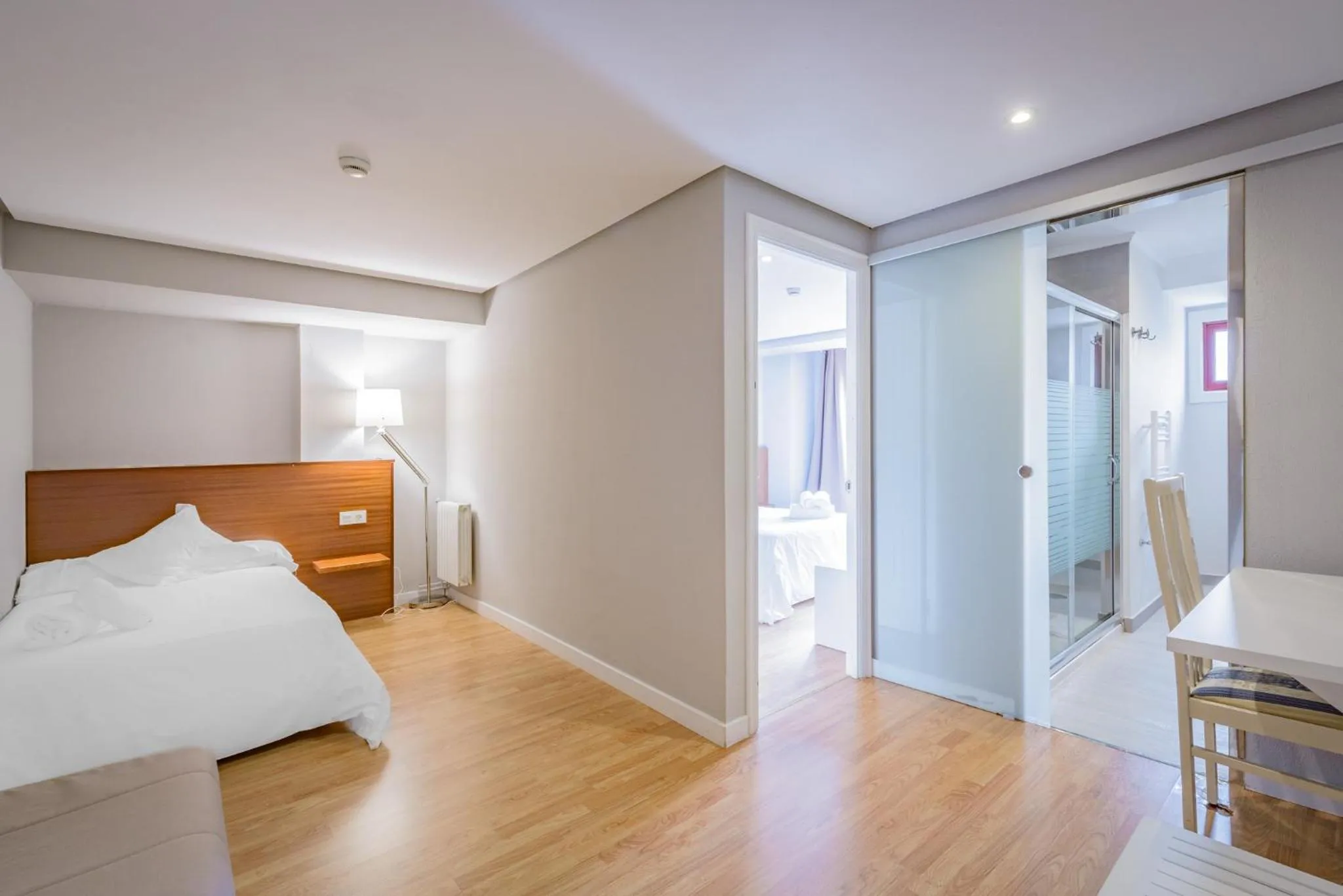 Photo of the whole room in Hotel Mogay