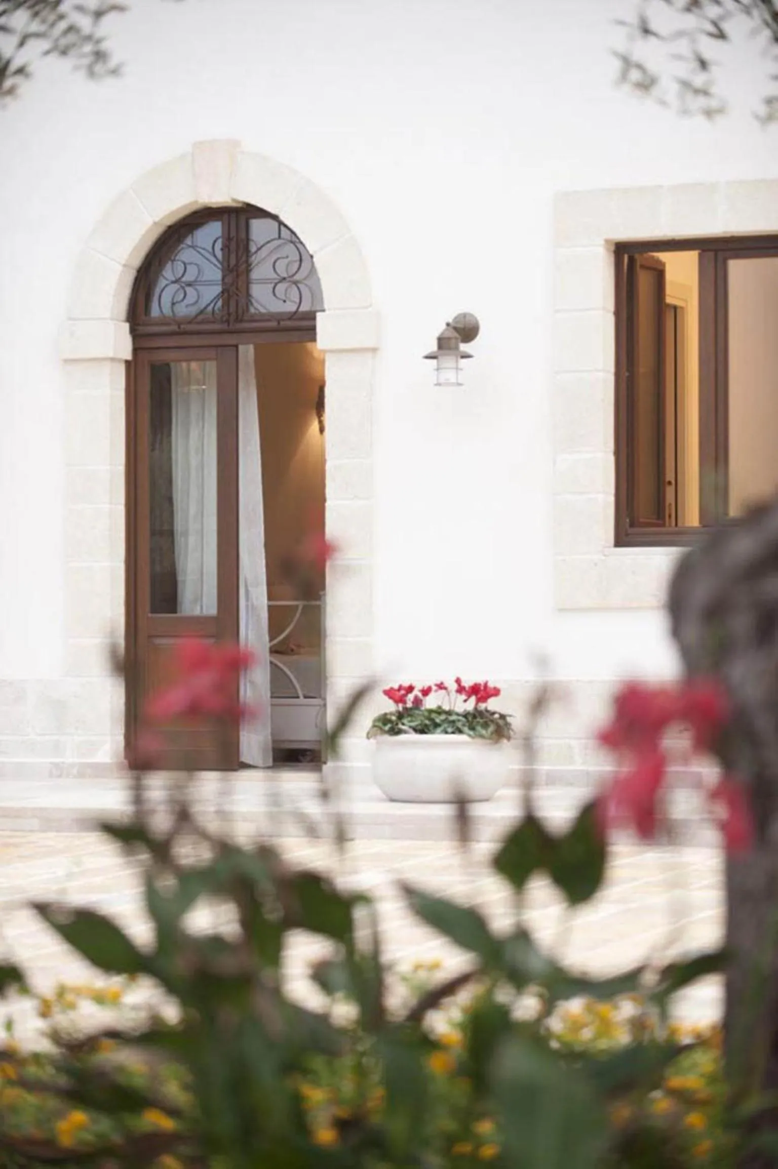 Facade/entrance in Donna Lucrezia