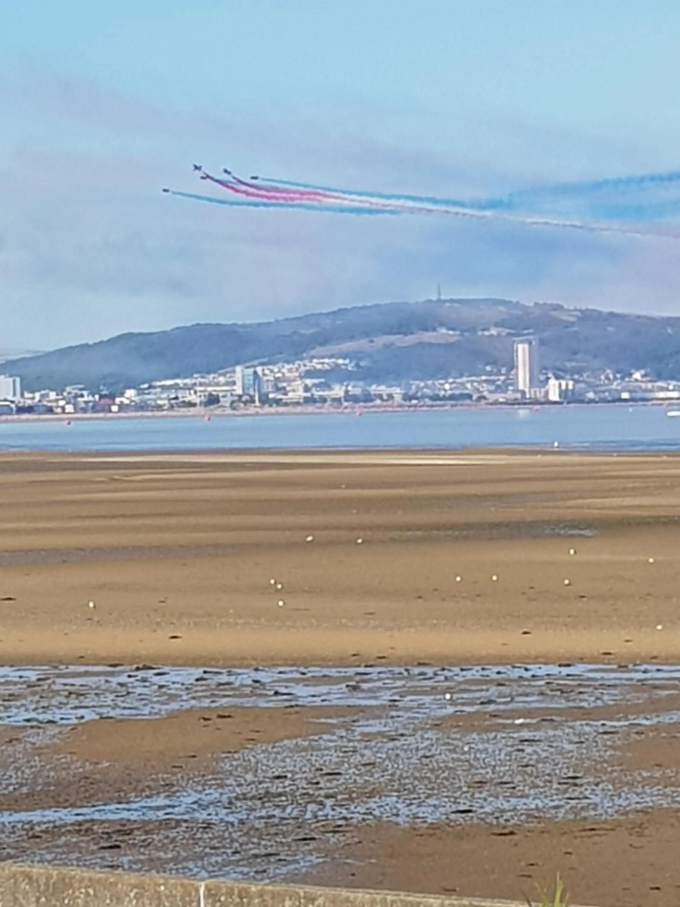 Beach in Tides Reach Guest House