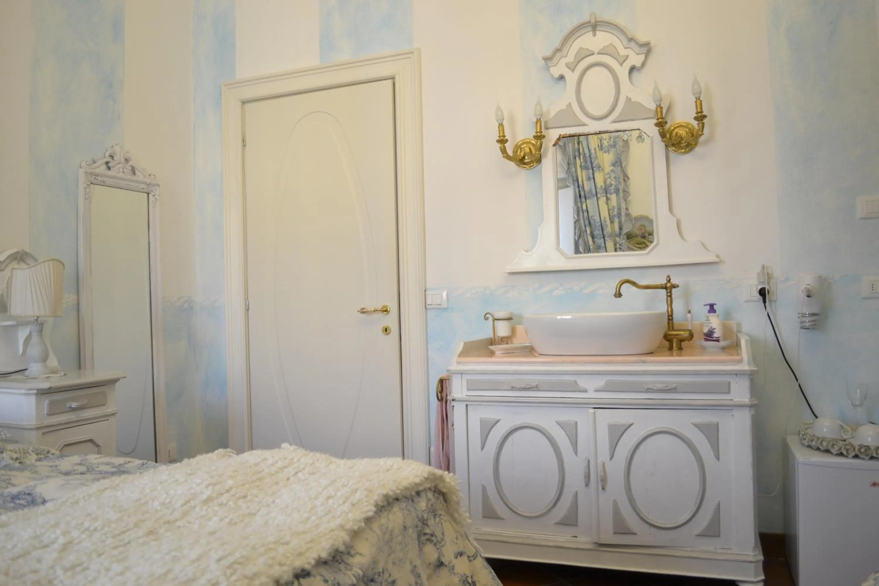 Bed in B&B La Maison degli Angeli