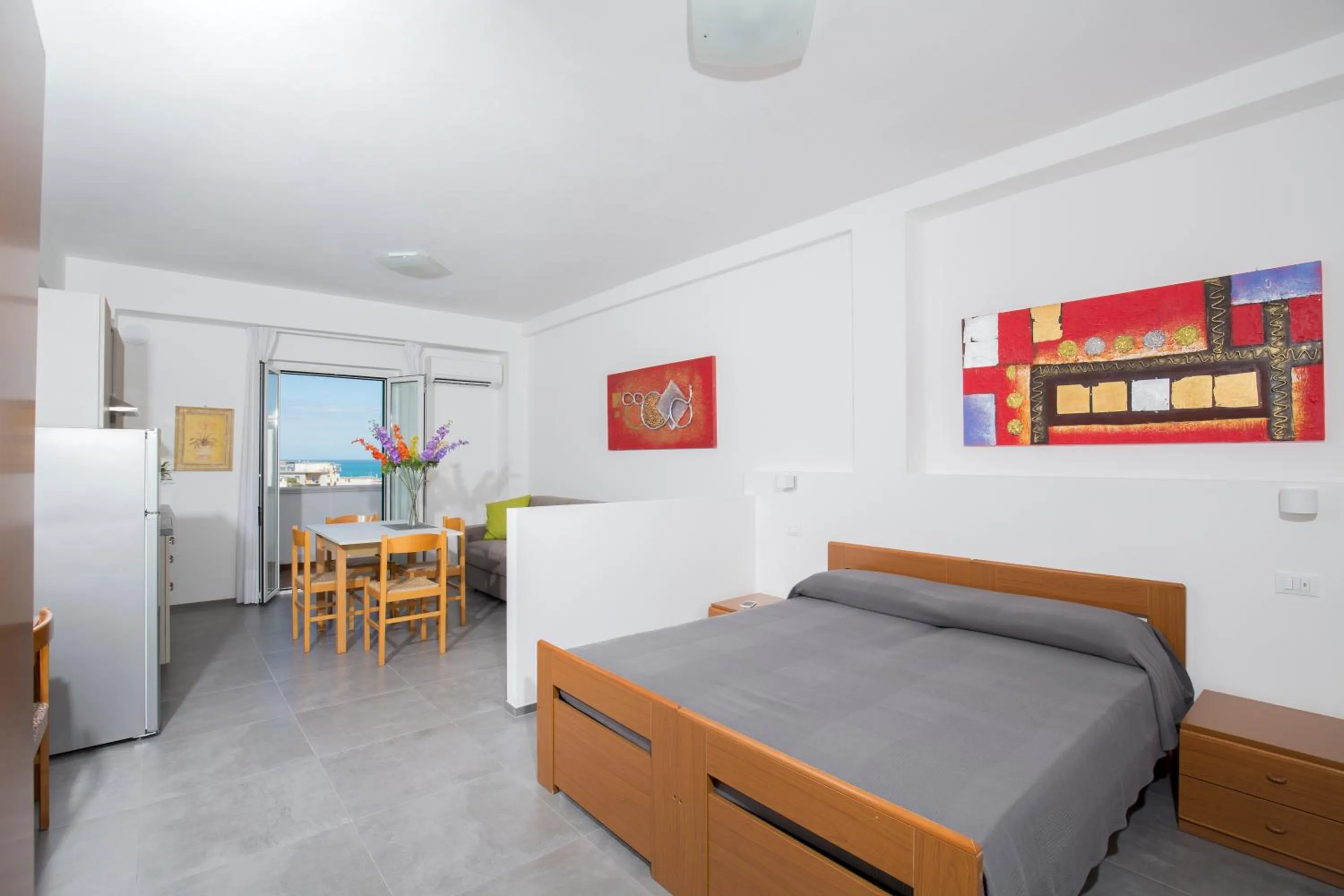 Photo of the whole room, Bed in Svevo Sea House