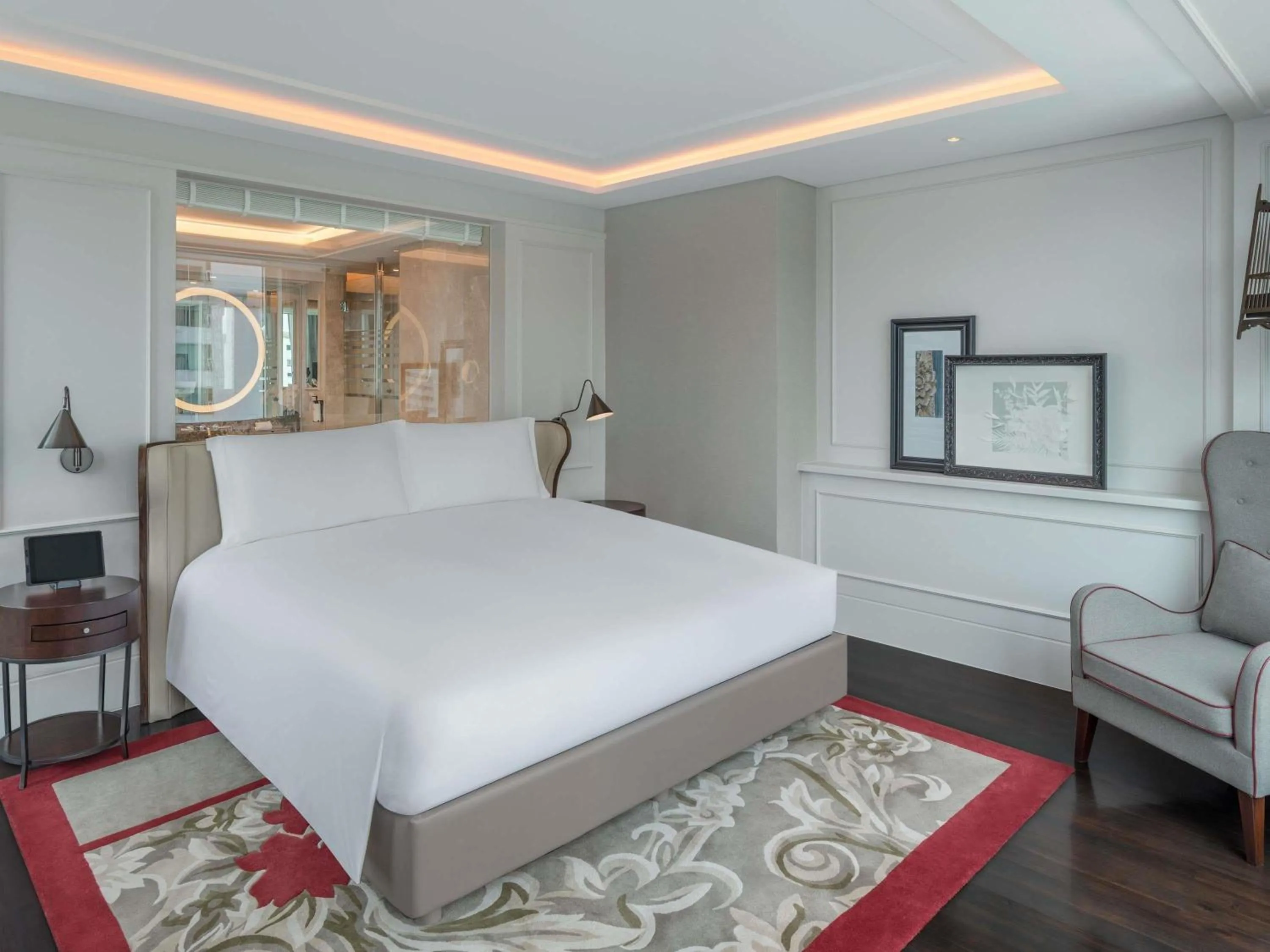 Photo of the whole room, Bed in Sofitel Bangkok Sukhumvit