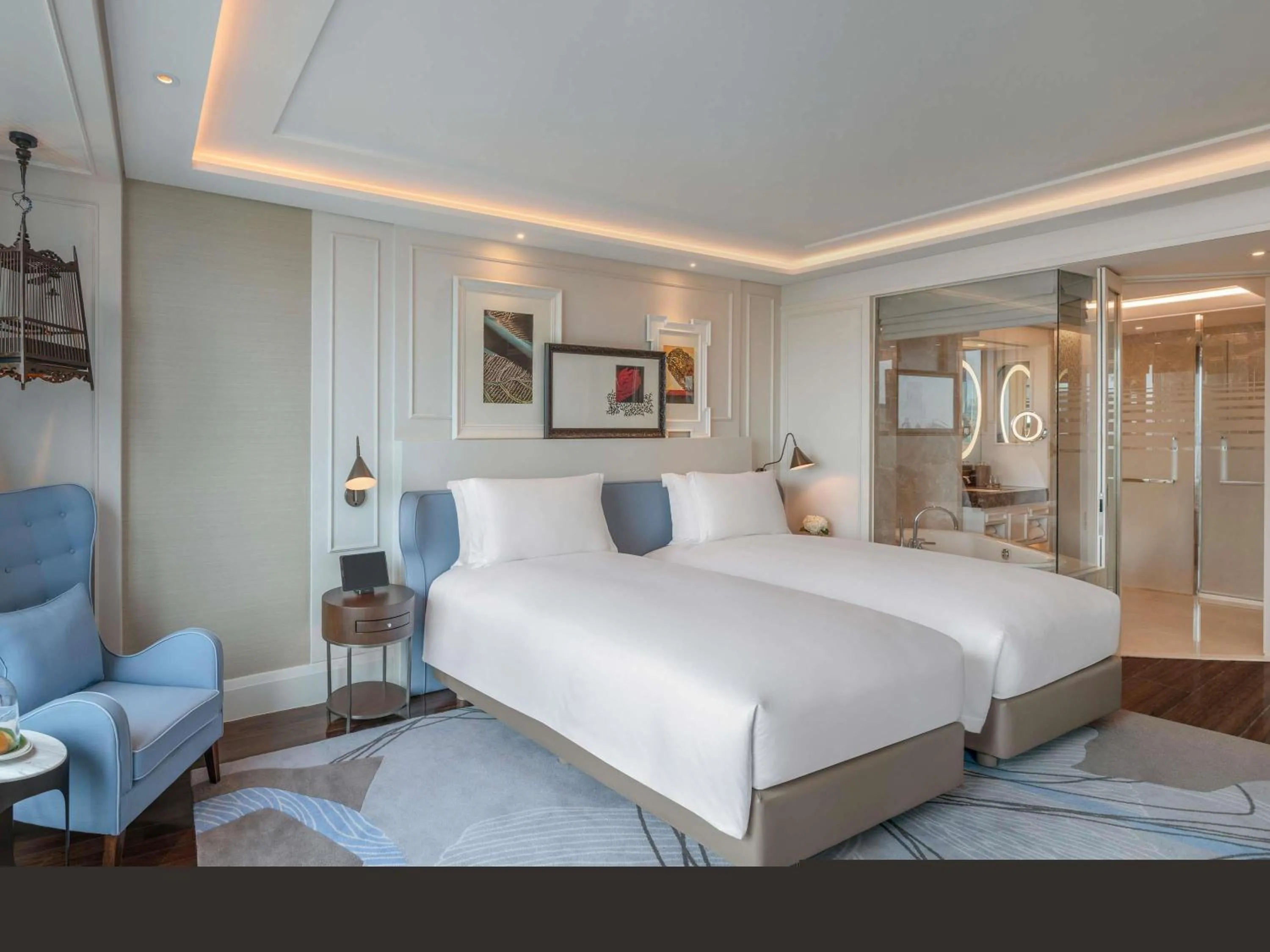 Bedroom, Bed in Sofitel Bangkok Sukhumvit