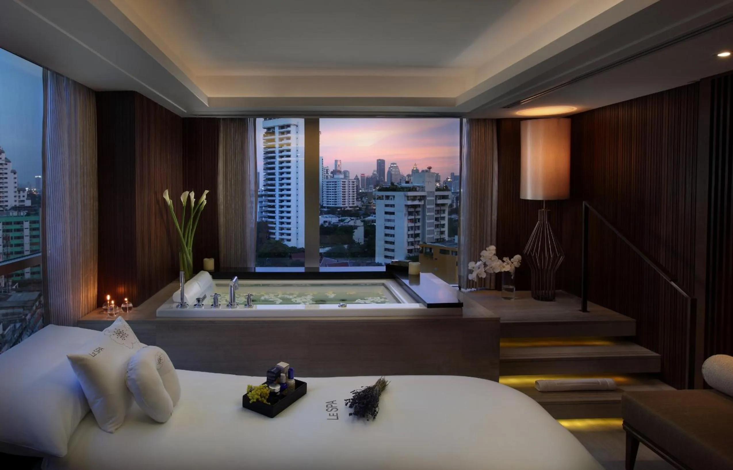 Hot Tub, Bed in Sofitel Bangkok Sukhumvit